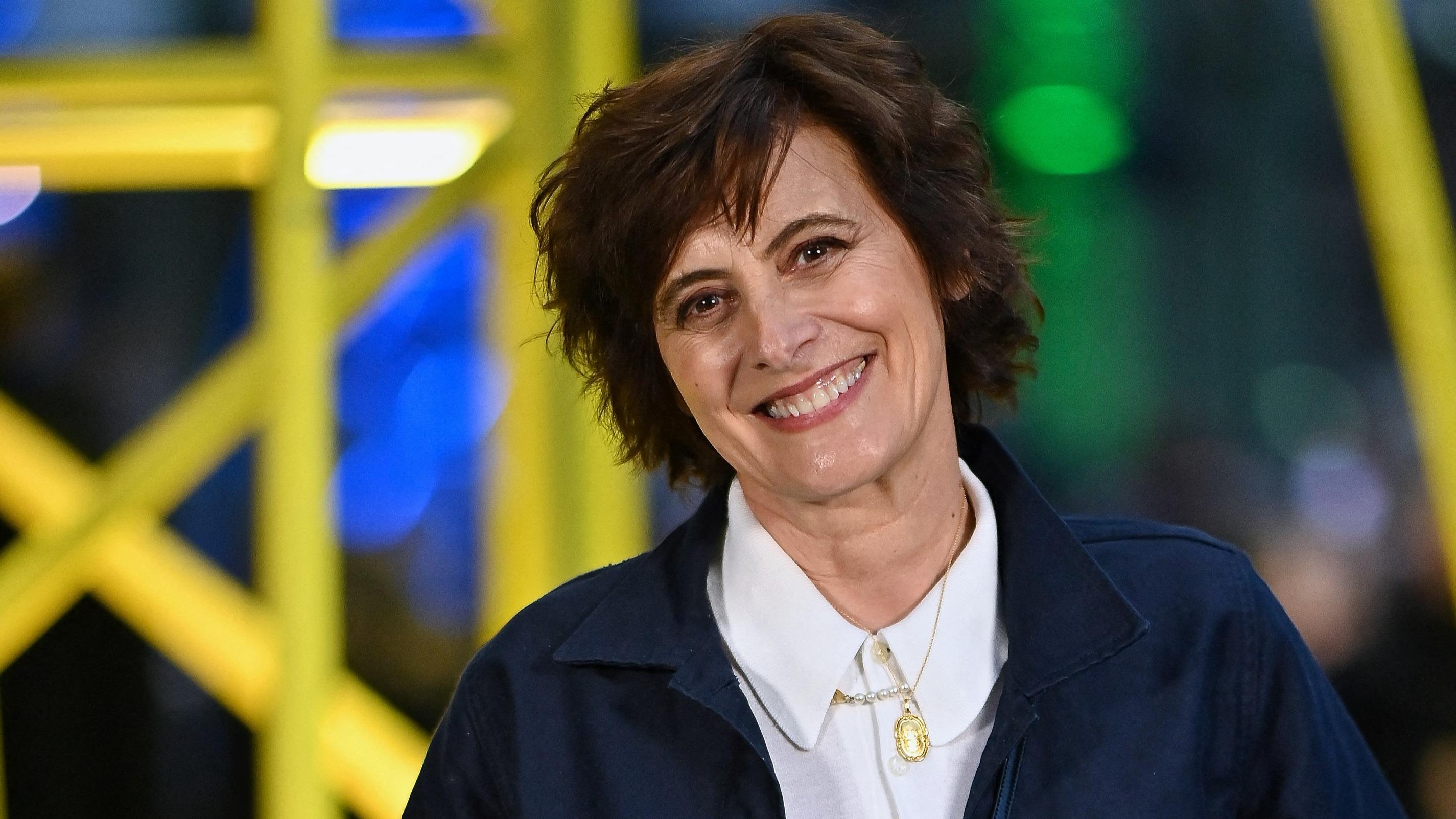 Ines de la Fressange évoque la question du vieillissement dans une interview télévisée — People & Médias
