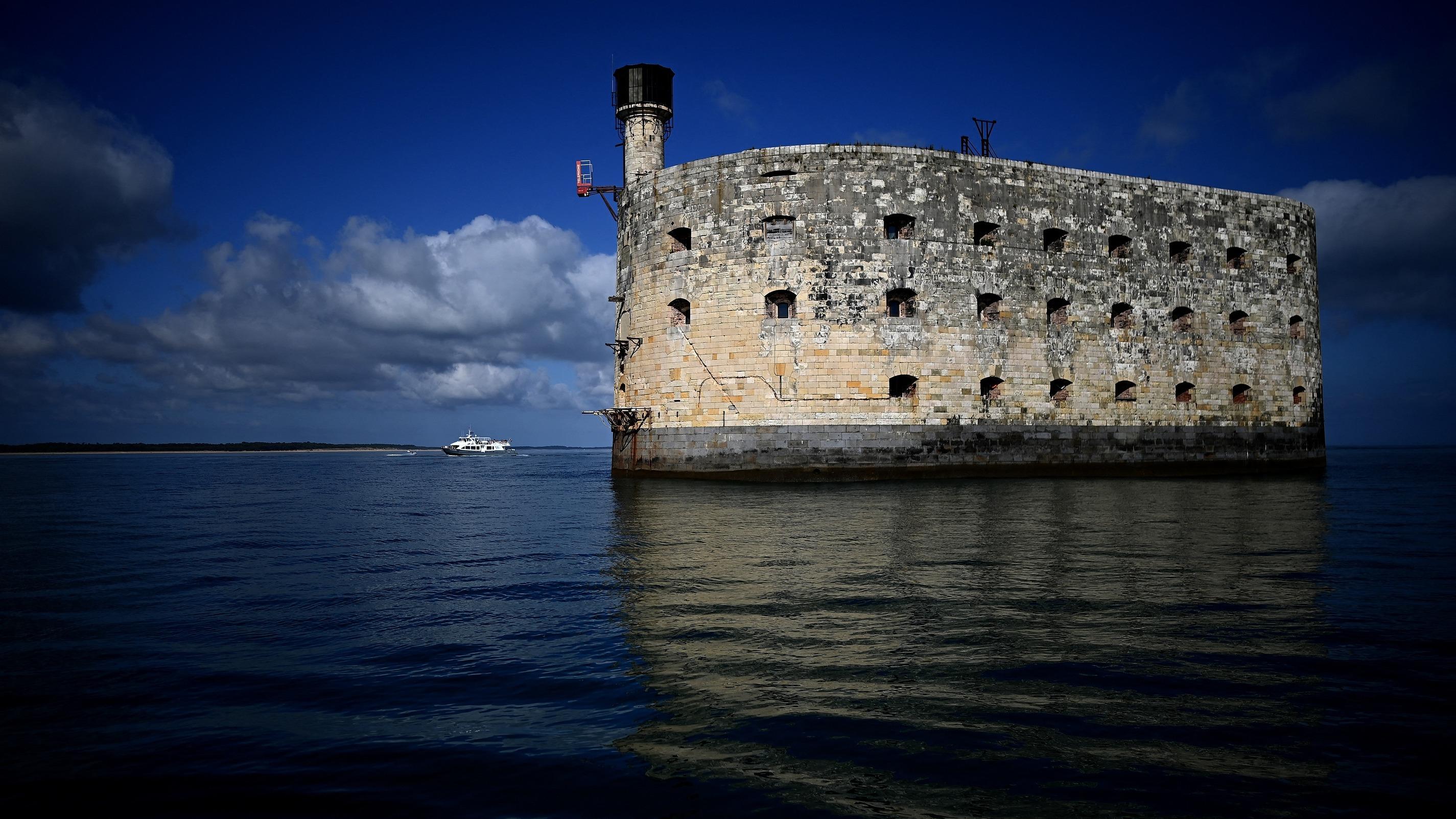Visiter Fort Boyard : quelles sont les options pour découvrir cette forteresse inaccessible au public ? — Divertissement