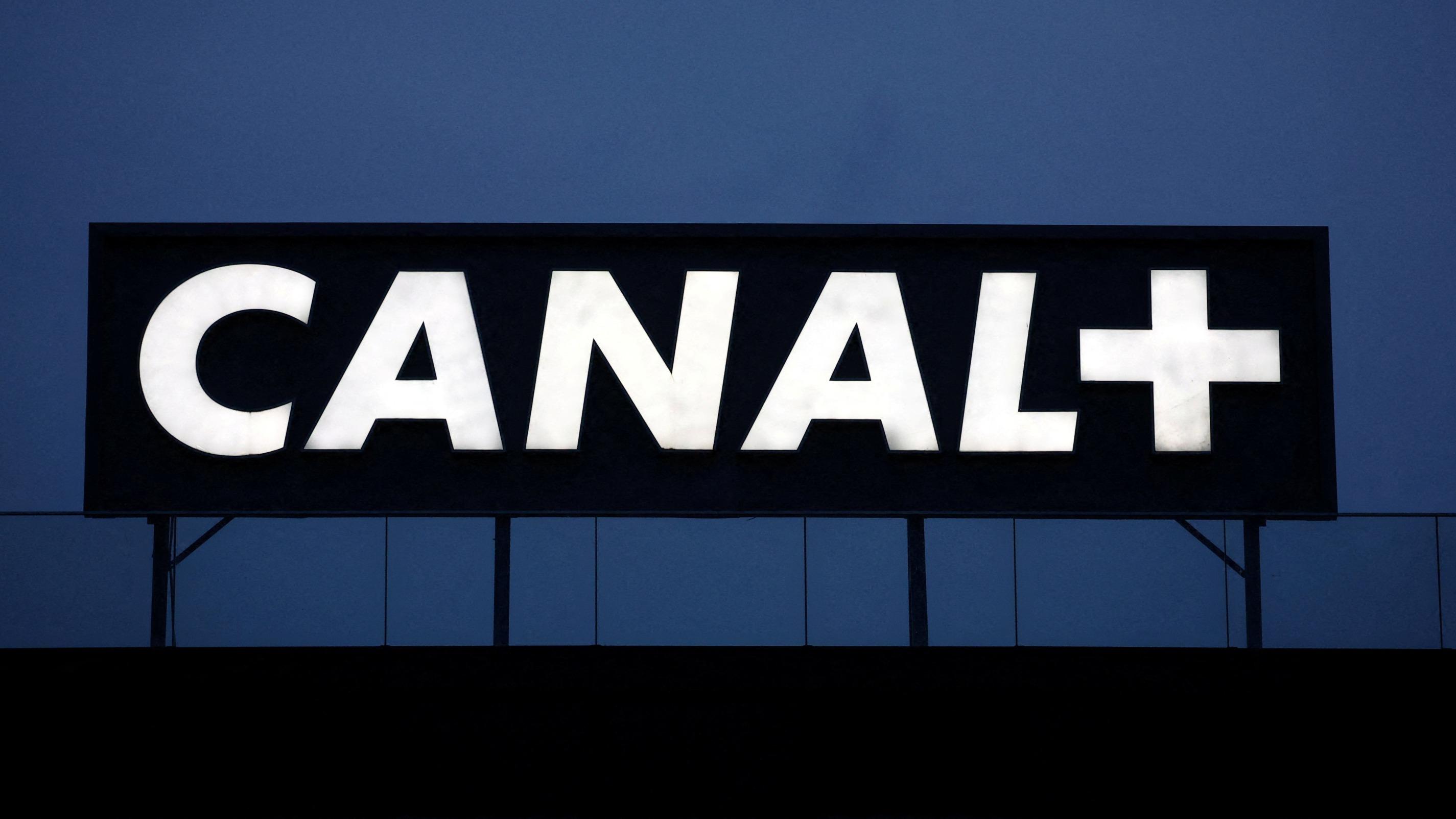 Arrêté d'expulsion contre Xenia Fedorova: ses employeurs Canal+ et Lagardère dénoncent «une atteinte à la liberté d'expression»