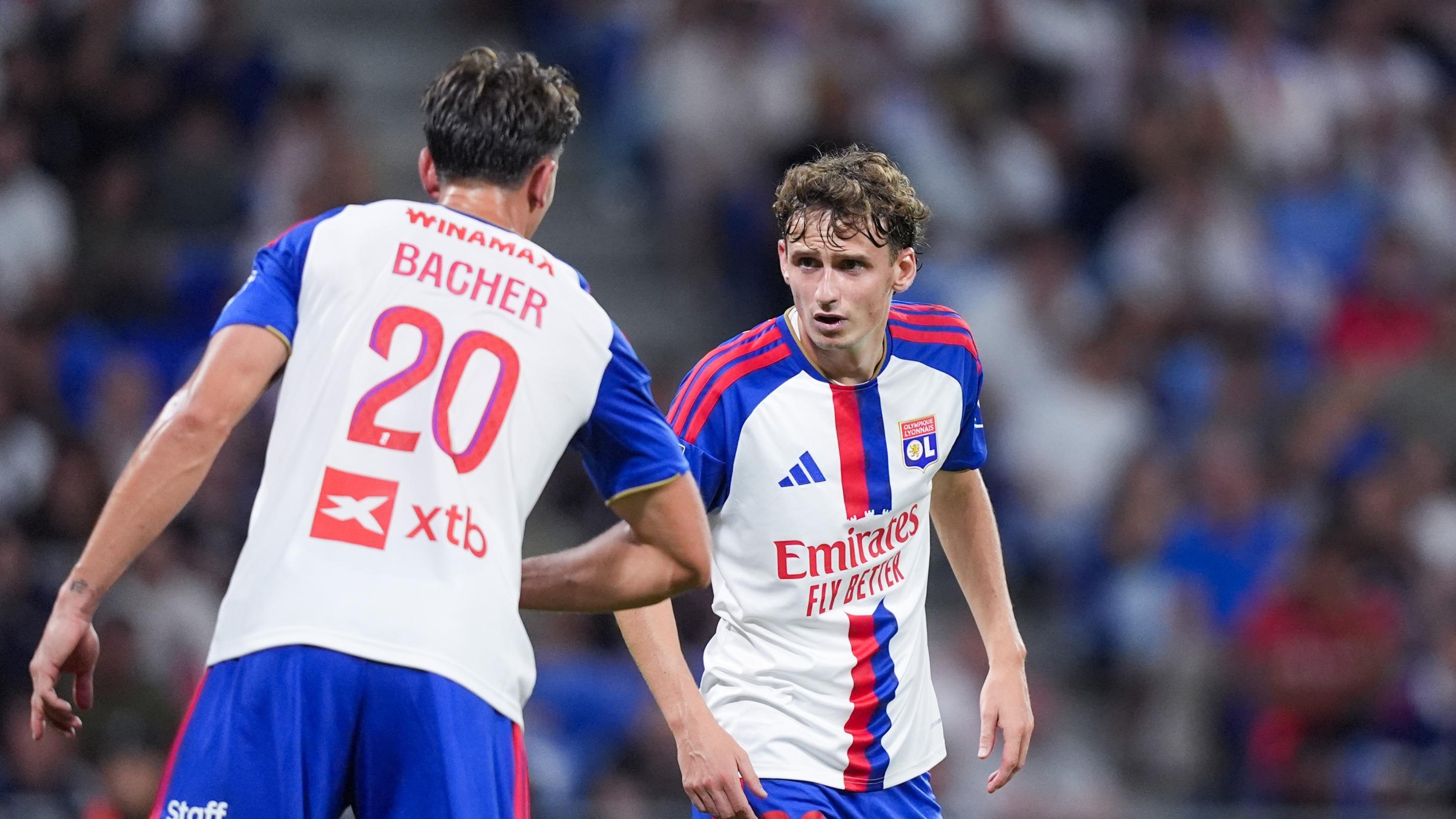EN DIRECT - Multiplex Ligue 1 : Lyon n’y arrive pas, un missile angevin à Auxerre, Lorient réagit face à Troyes