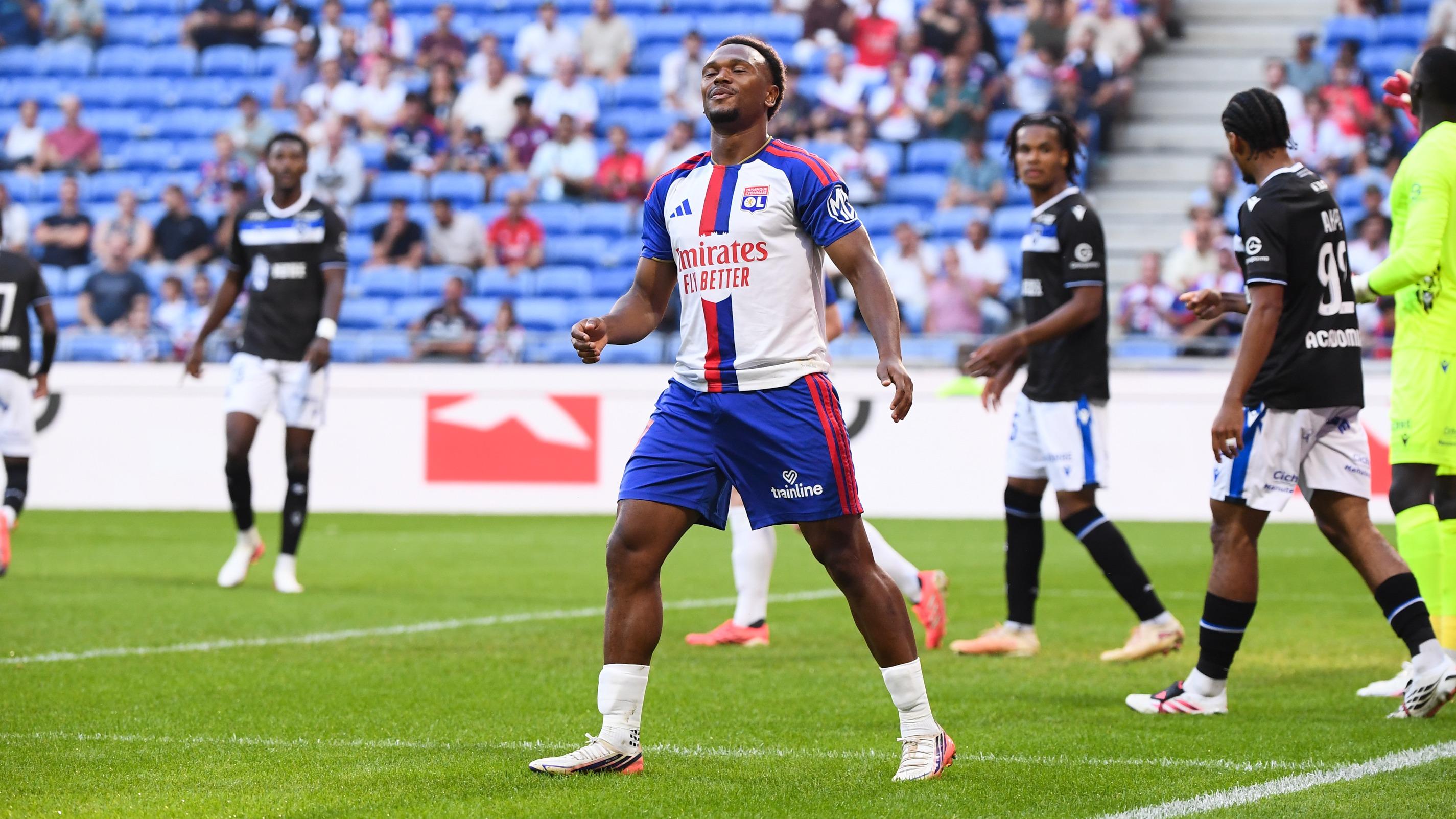 EN DIRECT - Lyon-Auxerre : les Gones font enfin le verrou de l’AJA