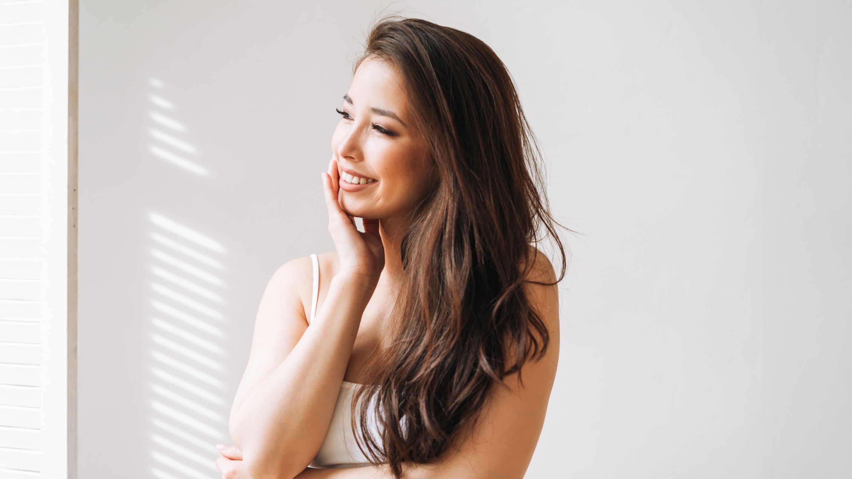 Mieux que l’acide hyaluronique : cet actif, jusqu’ici réservé à la K-Beauty, débarque chez les grands noms de la cosmétique