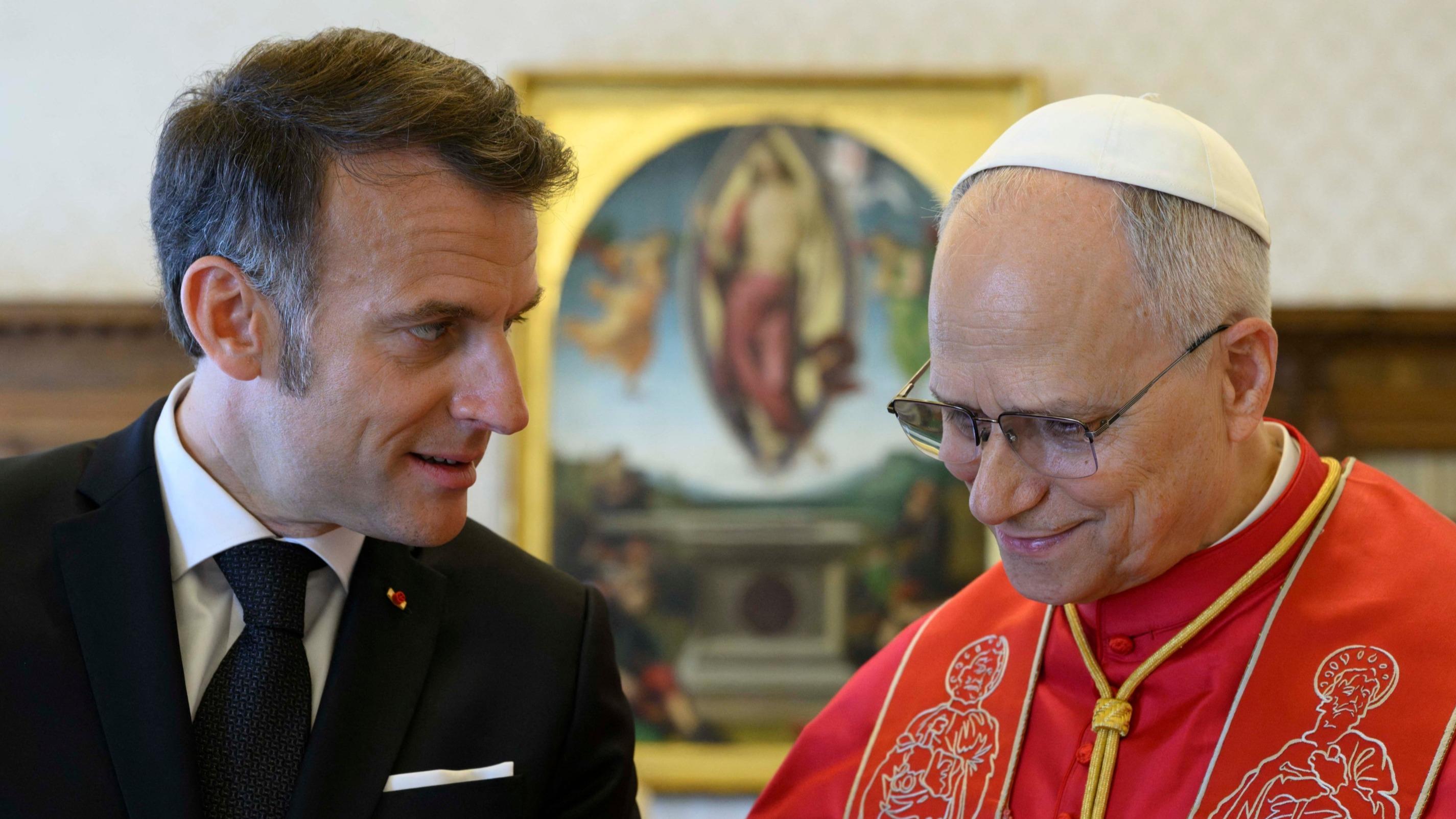 Emmanuel Macron n’assistera à aucune des messes du pape Léon XIV pendant sa visite en France ce week-end