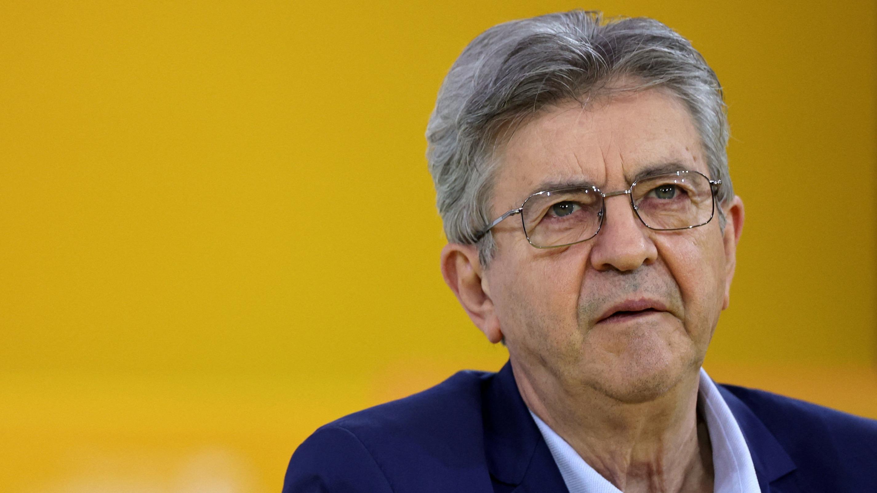 Jean-Luc Mélenchon suggère un rapport entre la menace russe en Europe et les frappes en profondeur effectuées par l’Ukraine