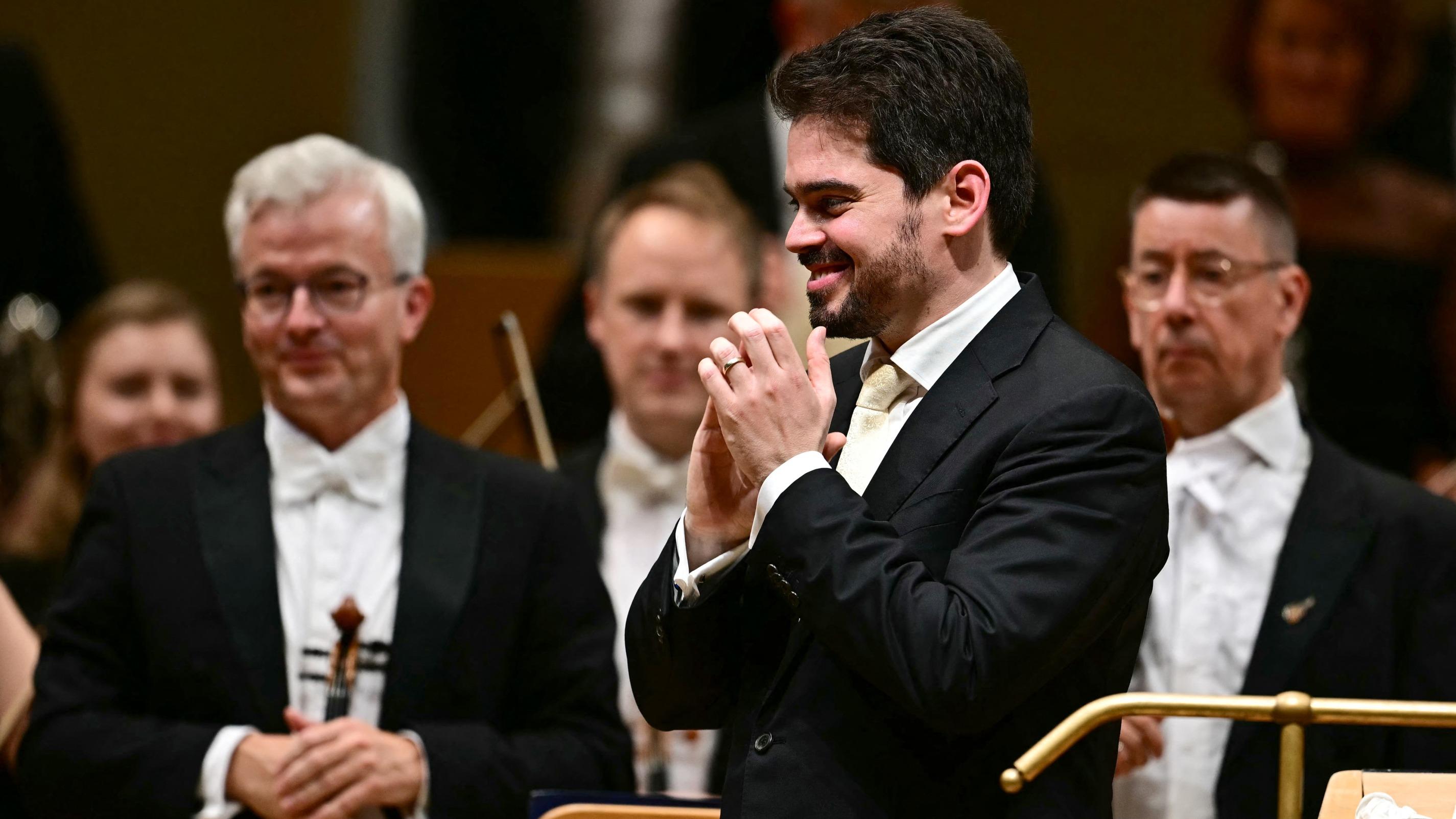 Le chef d’orchestre israélien Lahav Shani à nouveau menacé de boycott en Belgique