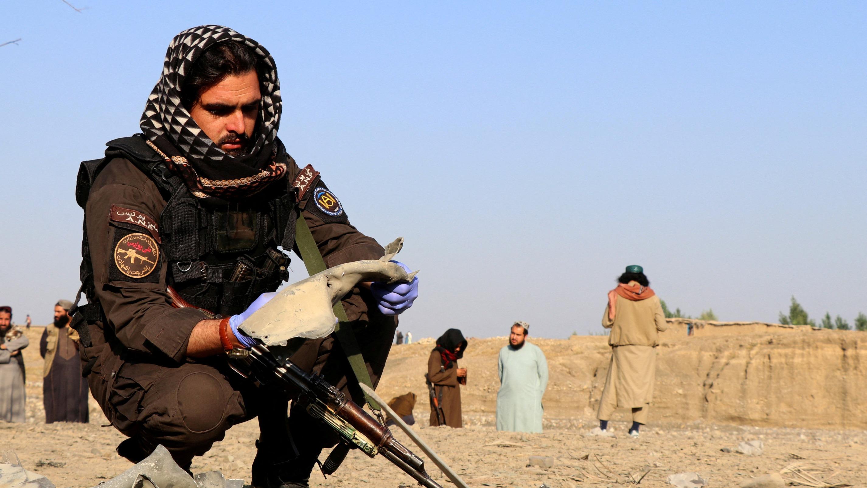 Expulsions d’Afghans : Paris engage des discussions techniques avec les talibans