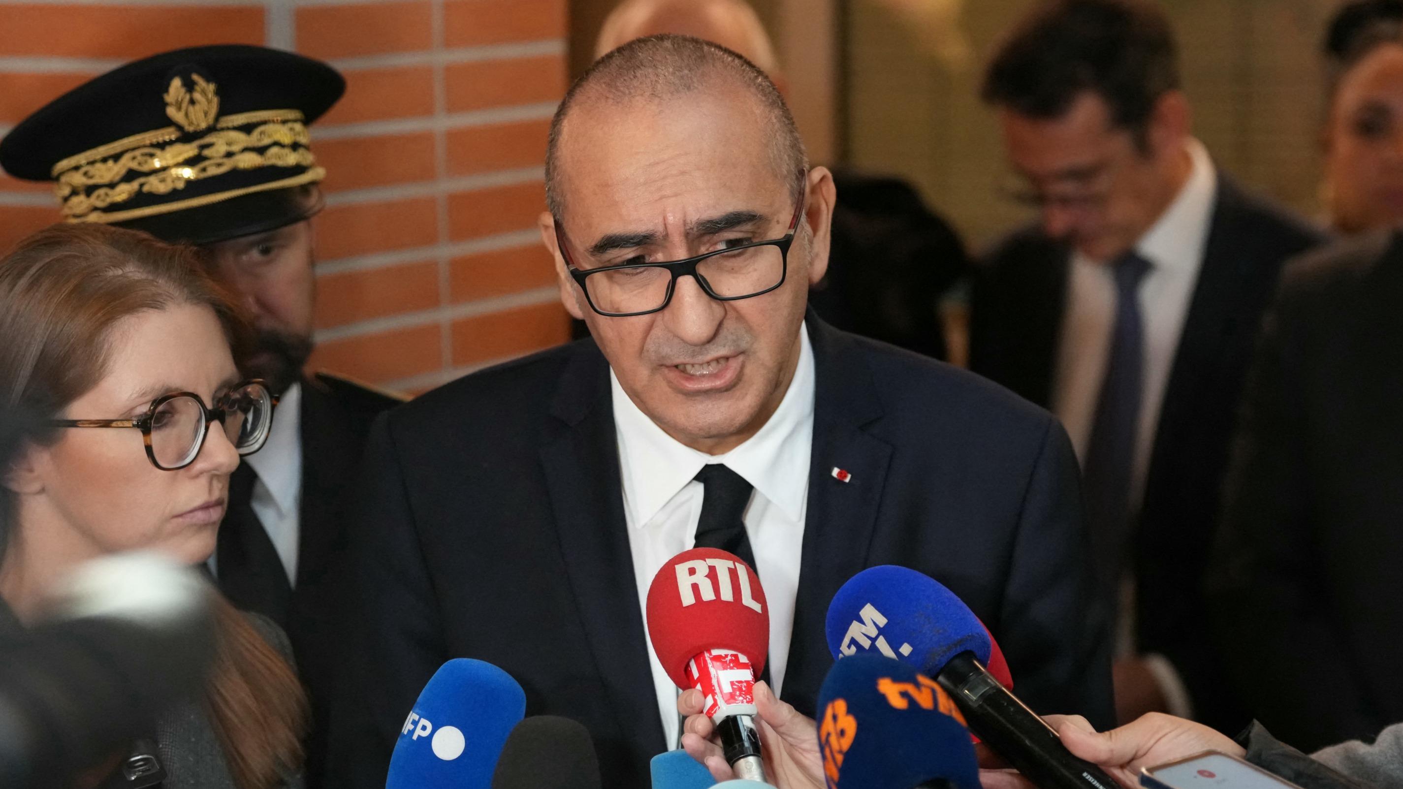 EN DIRECT - Fusillade mortelle dans les Yvelines : Laurent Nuñez dénonce un «crime terroriste»