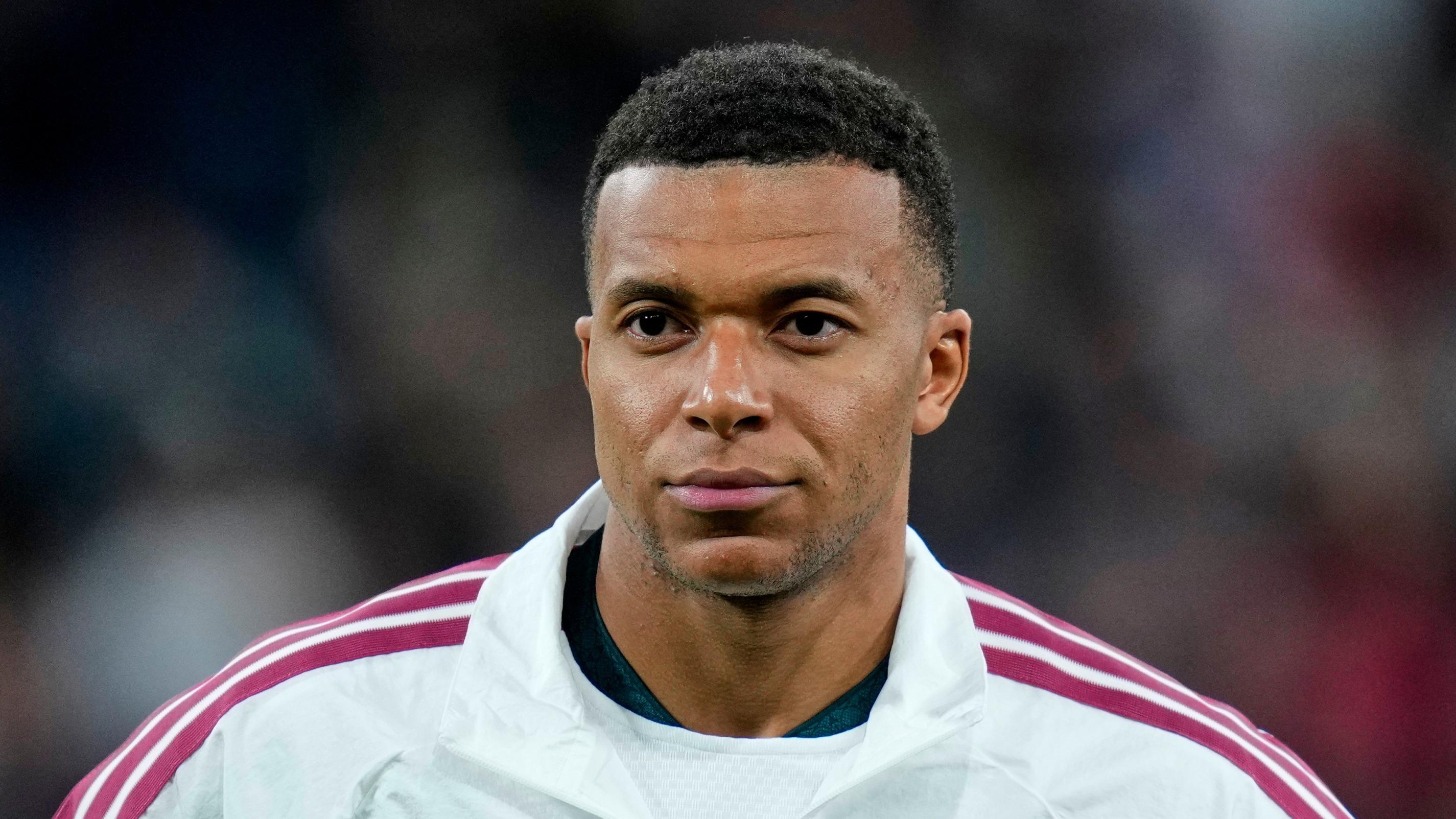 Ballon d’Or : Mbappé en tête d’un sondage en ligne mais sa campagne médiatique se retourne contre lui
