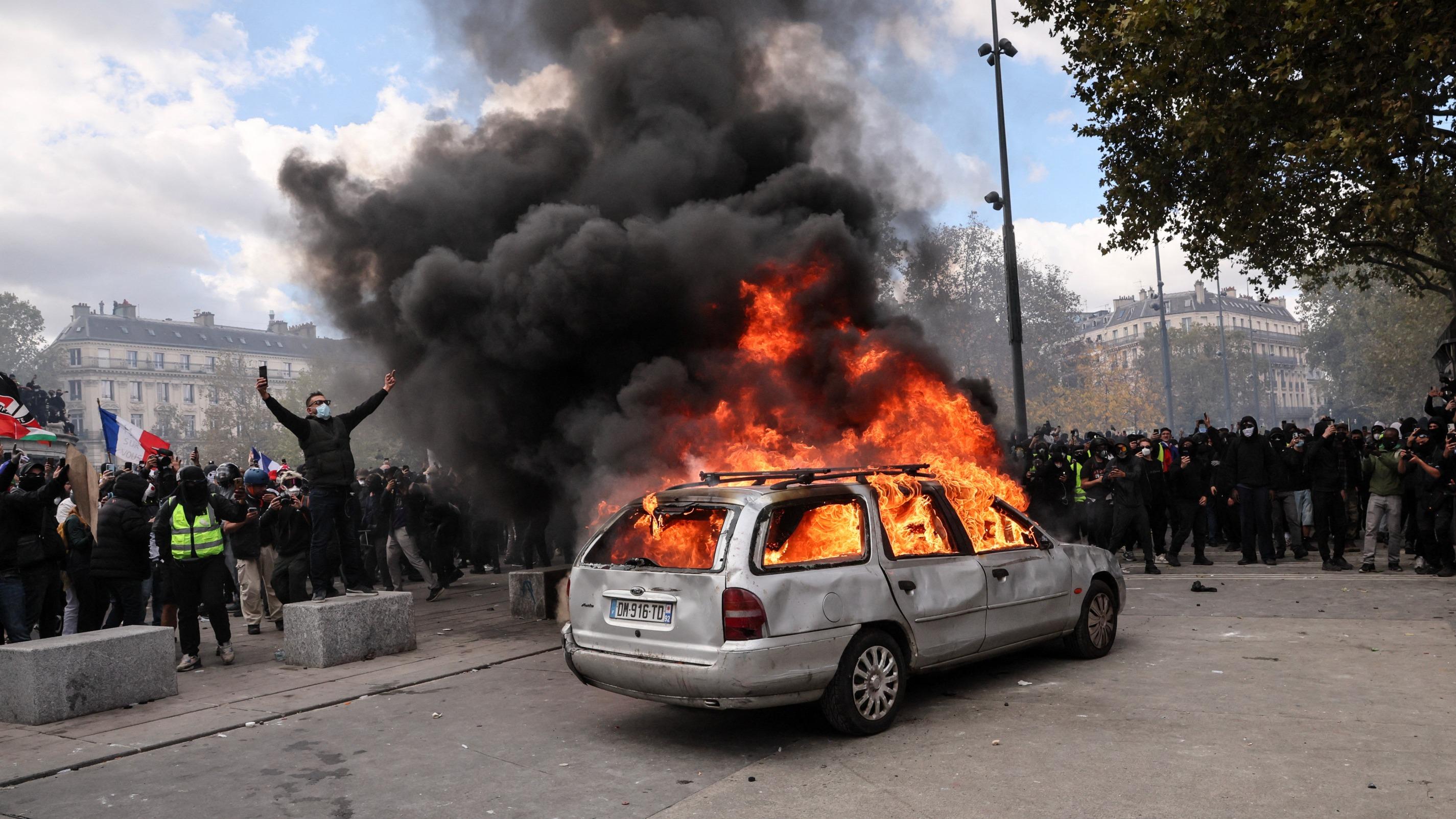 La CFDT et la CGT accusent le projet de loi «casseurs-payeurs» de porter atteinte au droit de manifester