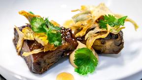 Cœur d'artichauts «macau» en impression de sakura et coriandre fraîche