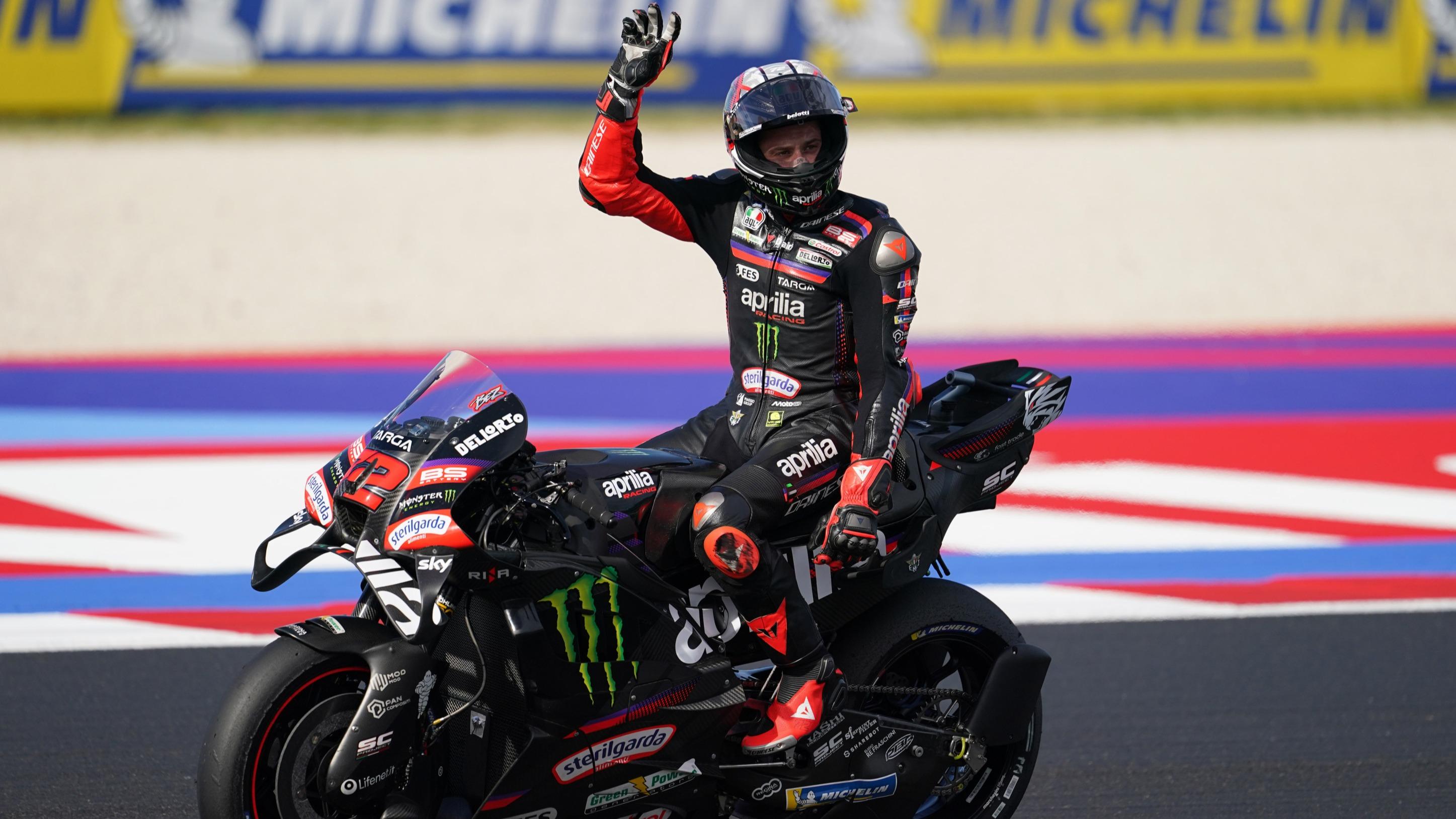 MotoGP : Marco Bezzecchi s’adjuge la pole devant Marc Marquez à Saint-Marin