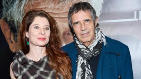 Julien Clerc émouvant en évoquant sa relation avec sa fille Jeanne Herry : “C'est  celle qui me ressemble le plus”