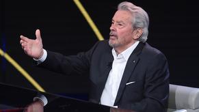 Ari Boulogne et son “frère” Anthony Delon : ce célèbre chanteur qui les a  présentés