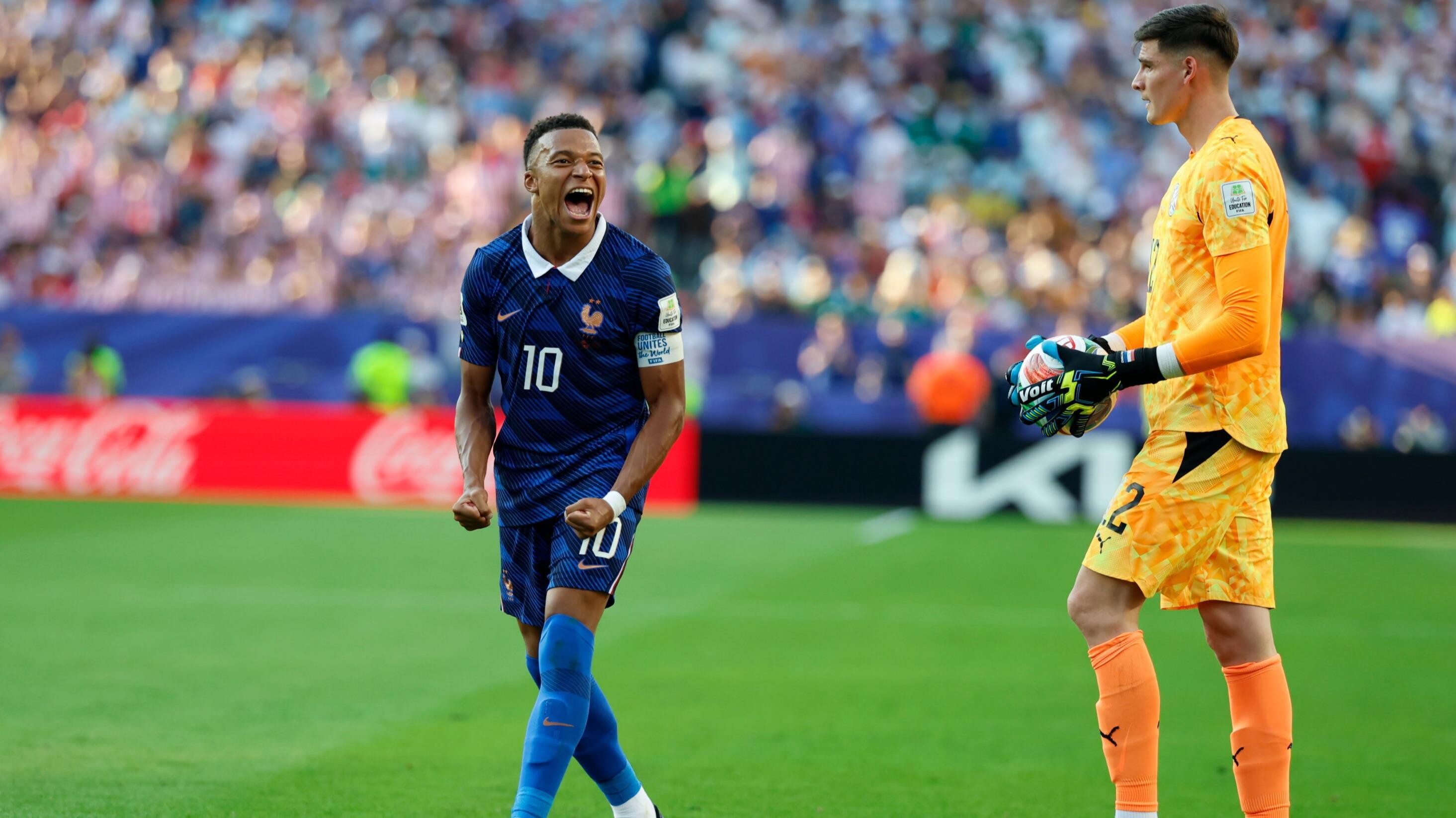 «J’ai réfléchi et je me suis excusé» : le gardien du Paraguay, recrue de Lille, revient sur sa querelle avec Mbappé