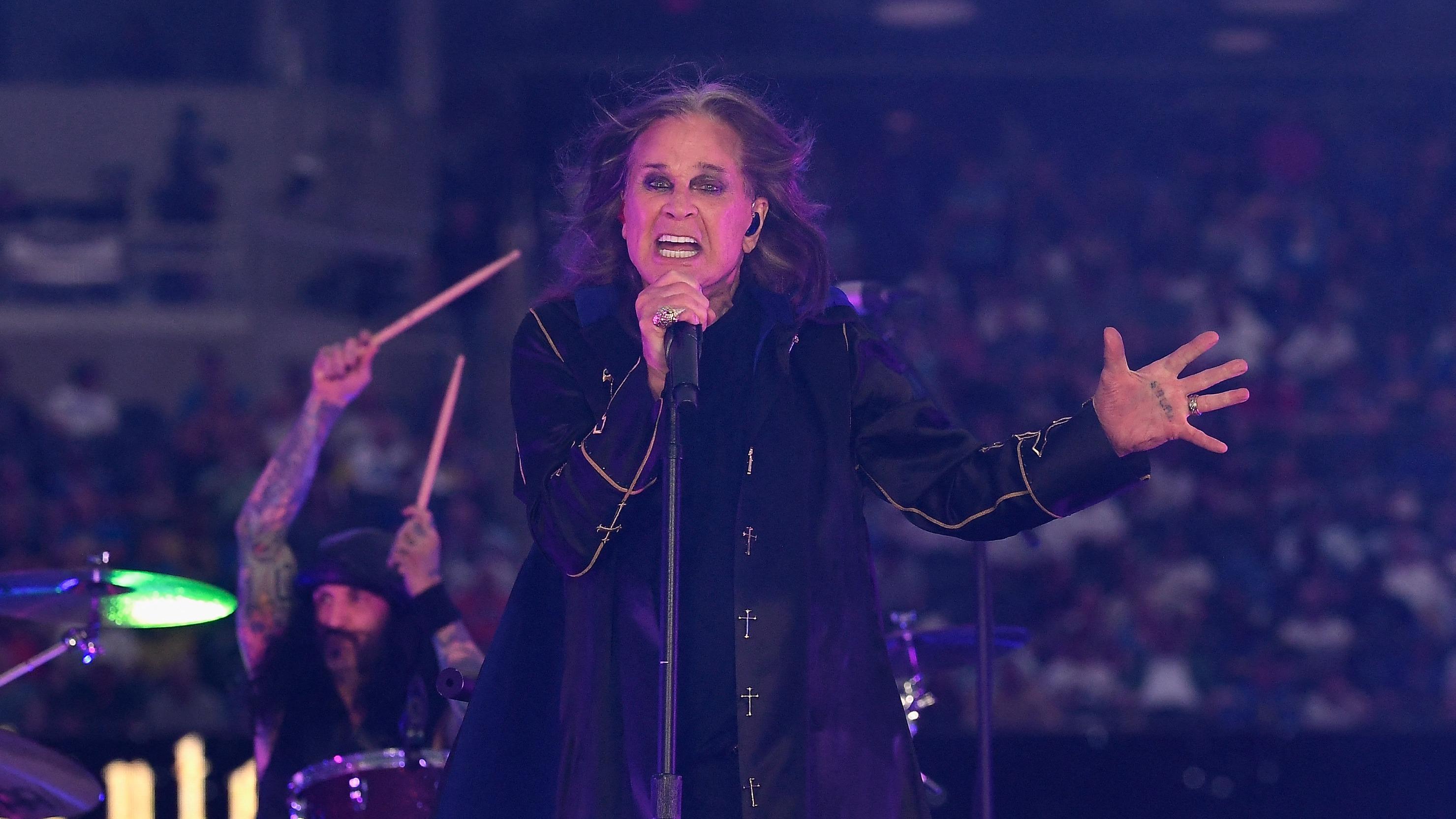 Ozzy Osbourne et Black Sabbath sur scène pour un ultime concert à Birmingham