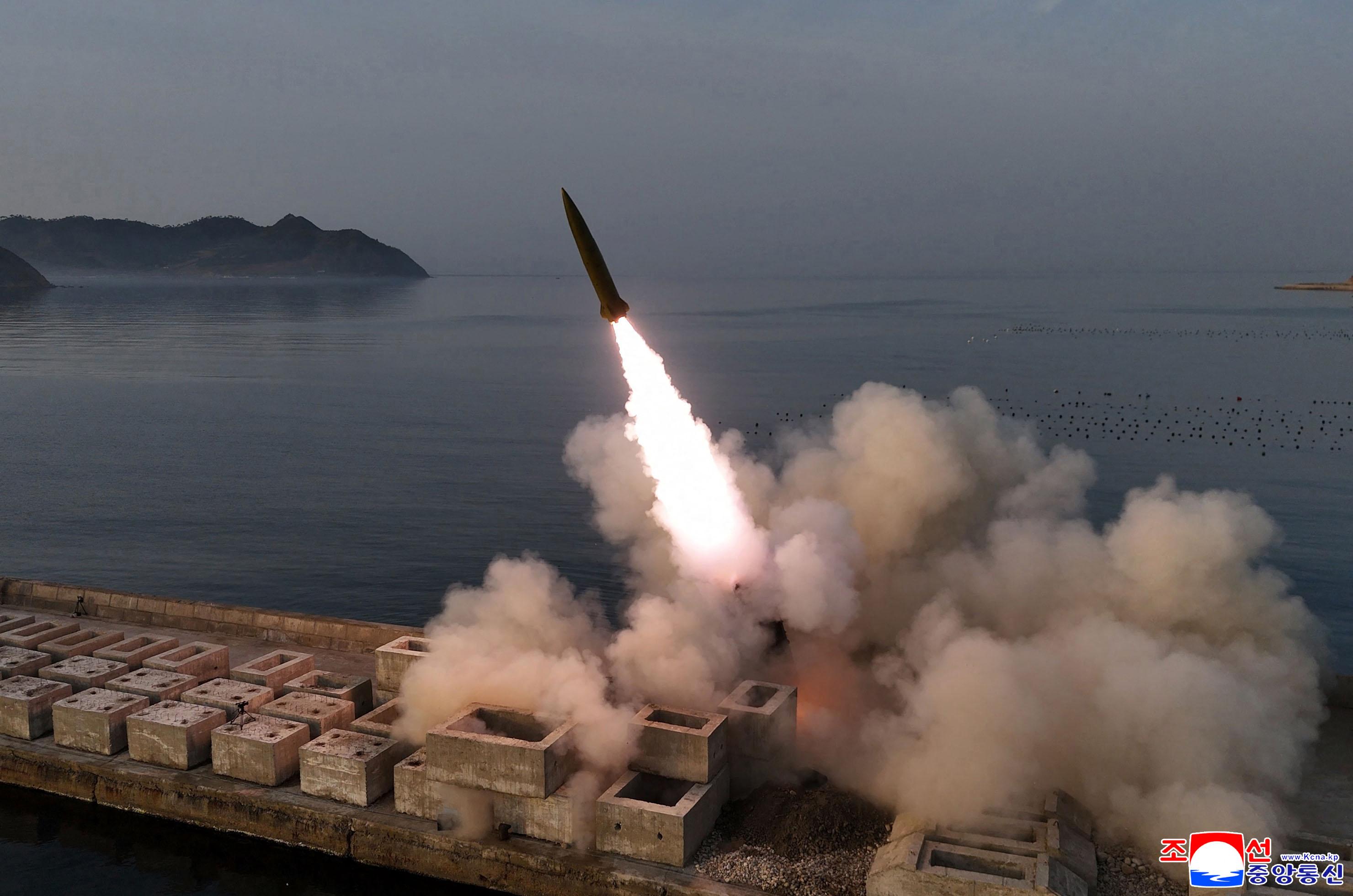 La Corée du Nord tire un projectile non identifié dans la mer du Japon