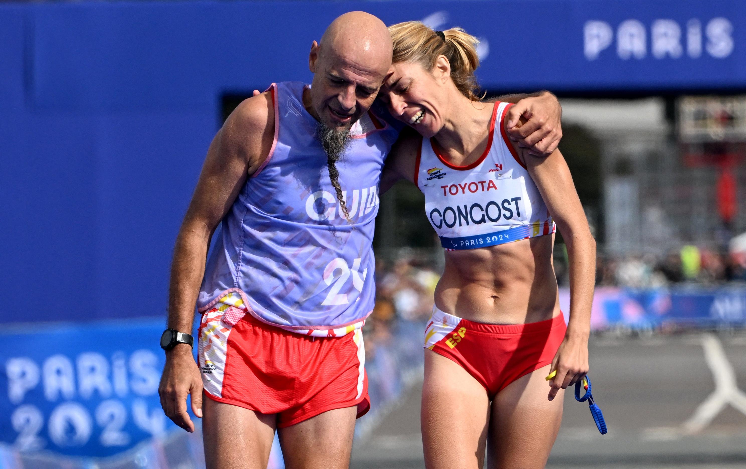 Jeux paralympiques : rongé par l’effort et pris de crampes, un guide s’arrache pour finir venir à bout du marathon