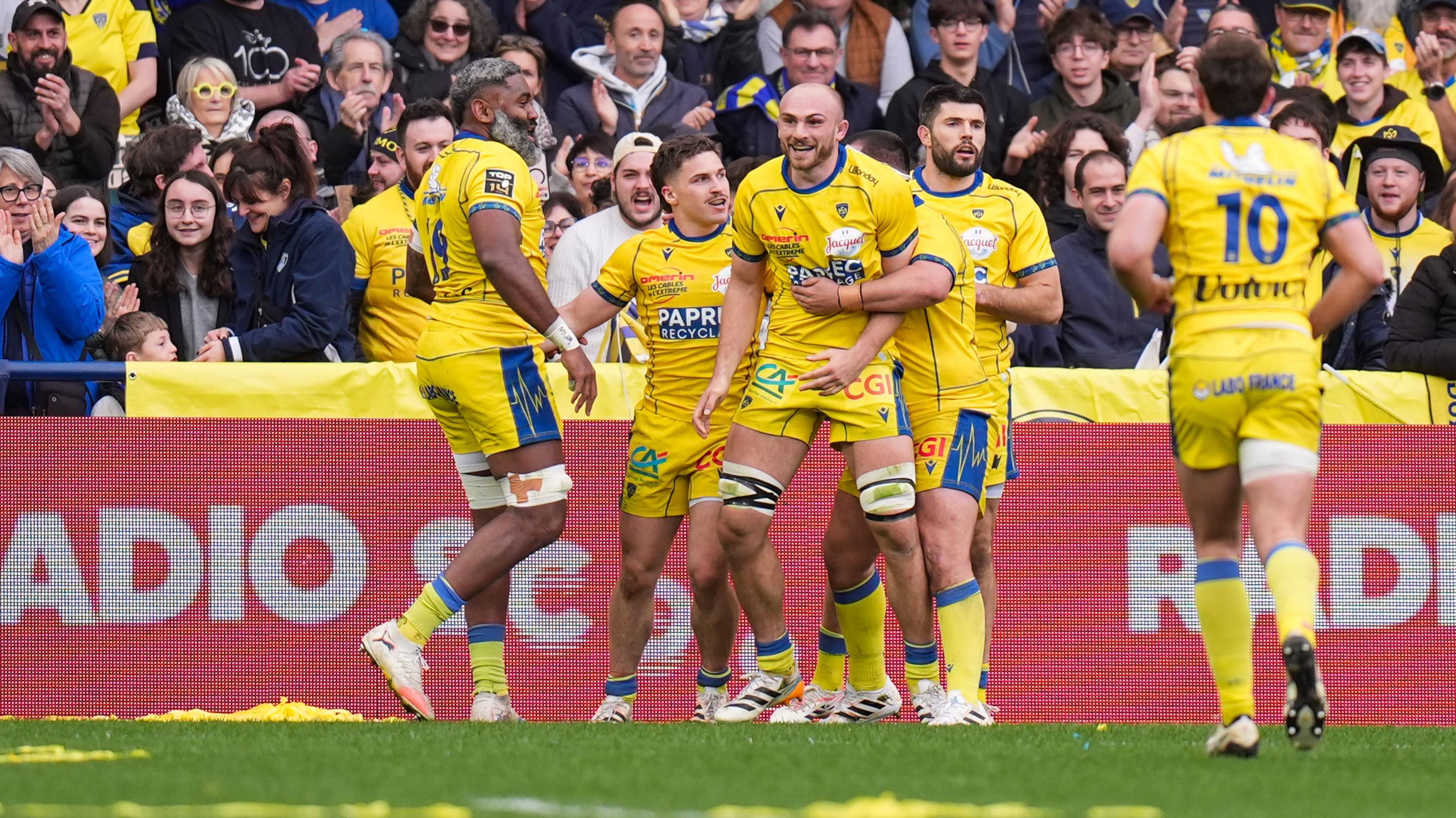Top 14 : Clermont écrase Bayonne et s’installe au sommet du championnat