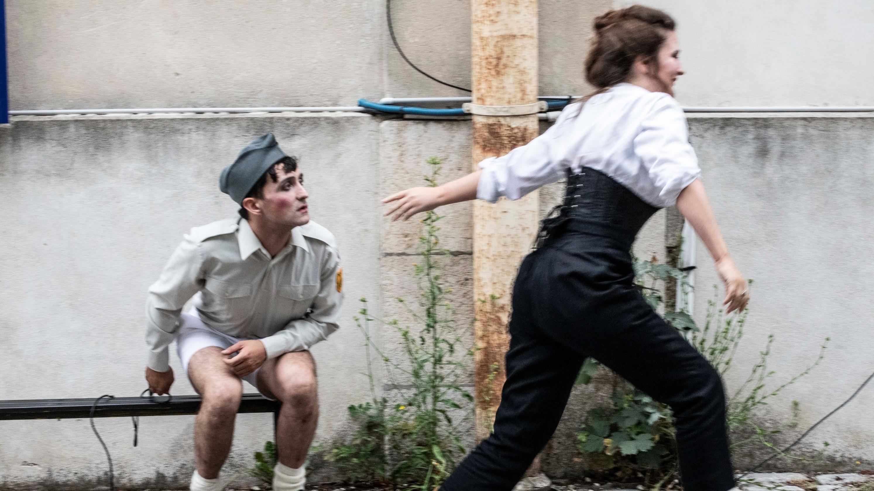Dans les rues de Paris, une Carmen itinérante et un sujet increvable