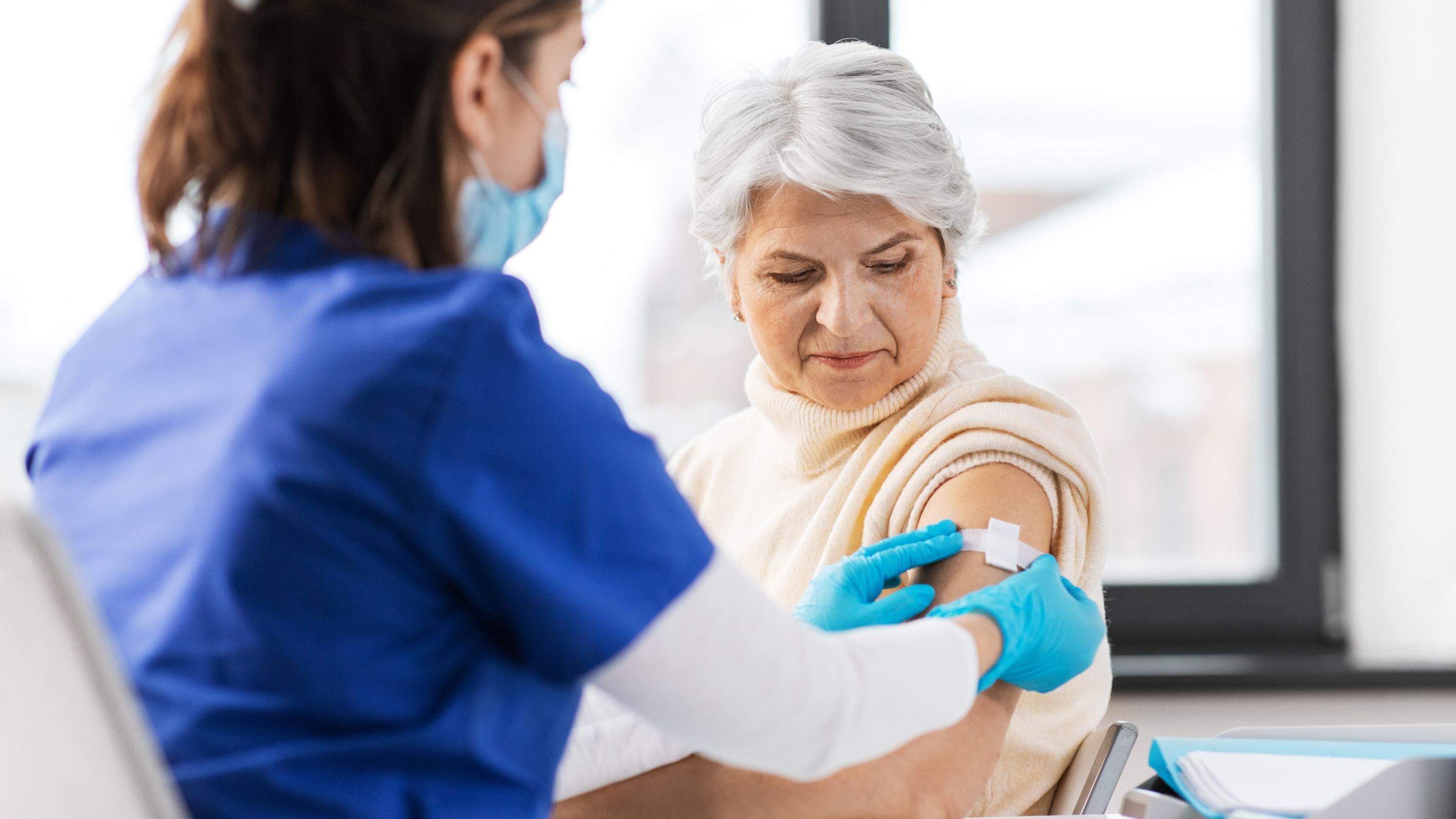 Alzheimer : le vaccin BCG révèle une piste de protection inattendue contre la maladie
