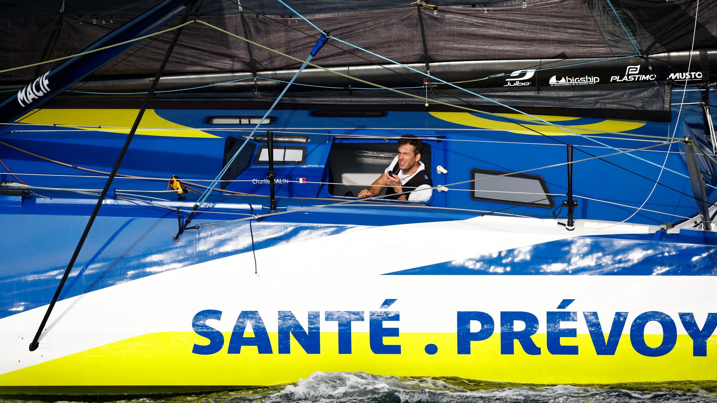 Vendée Globe : «sur le fil du rasoir», Charlie Dalin traverse la tempête depuis mercredi