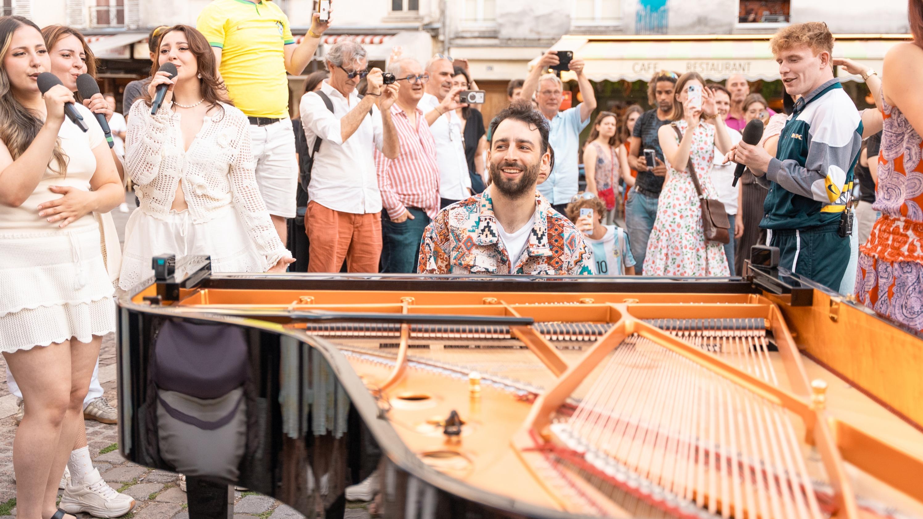 « Le monde entier l’a vu » : quand le Bohemian Rhapsody enchante les rues de Paris et les réseaux sociaux