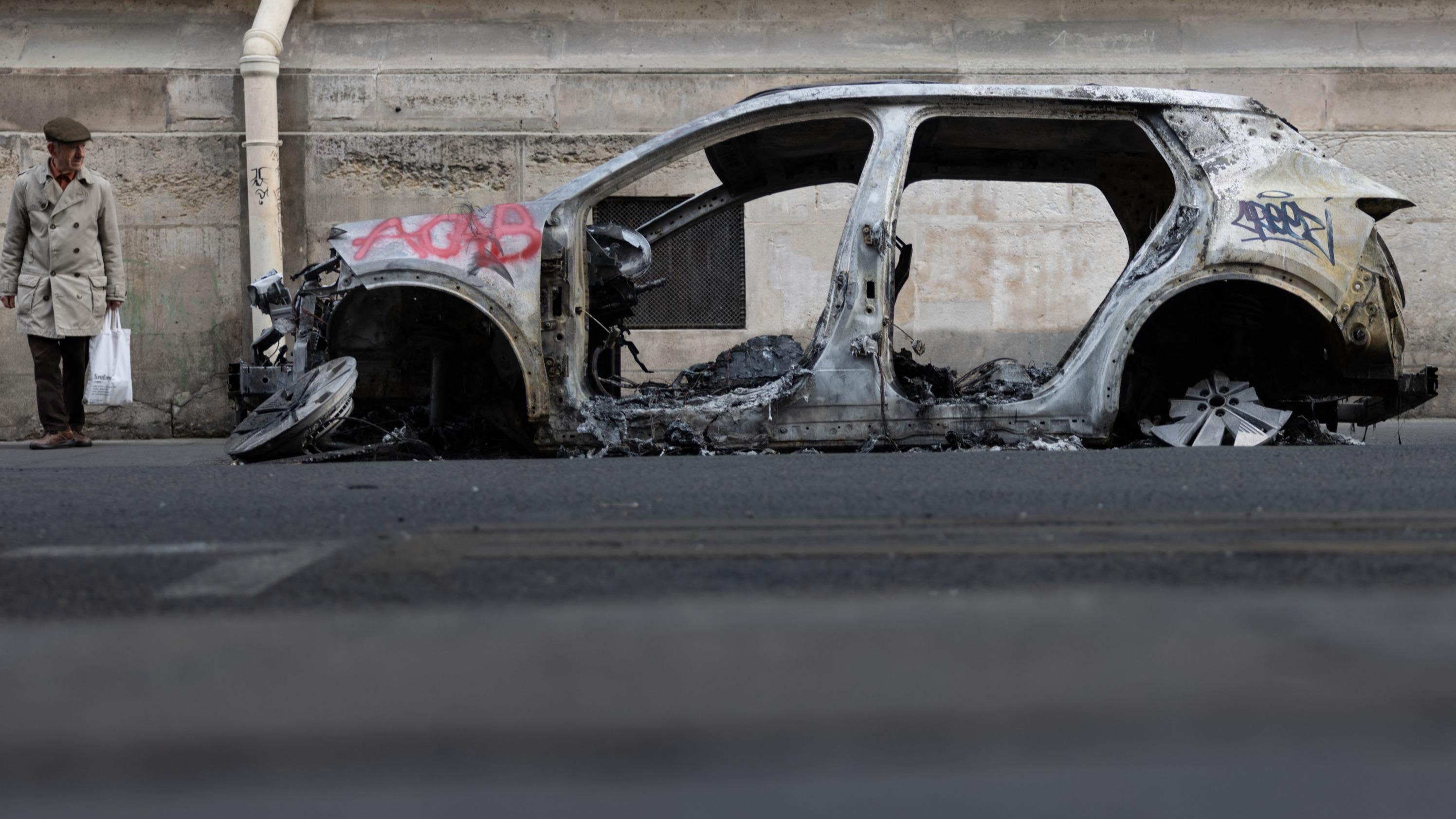 EN DIRECT - Violences urbaines : les couvre-feux sont un «aveu d’échec», cingle Fabien Roussel