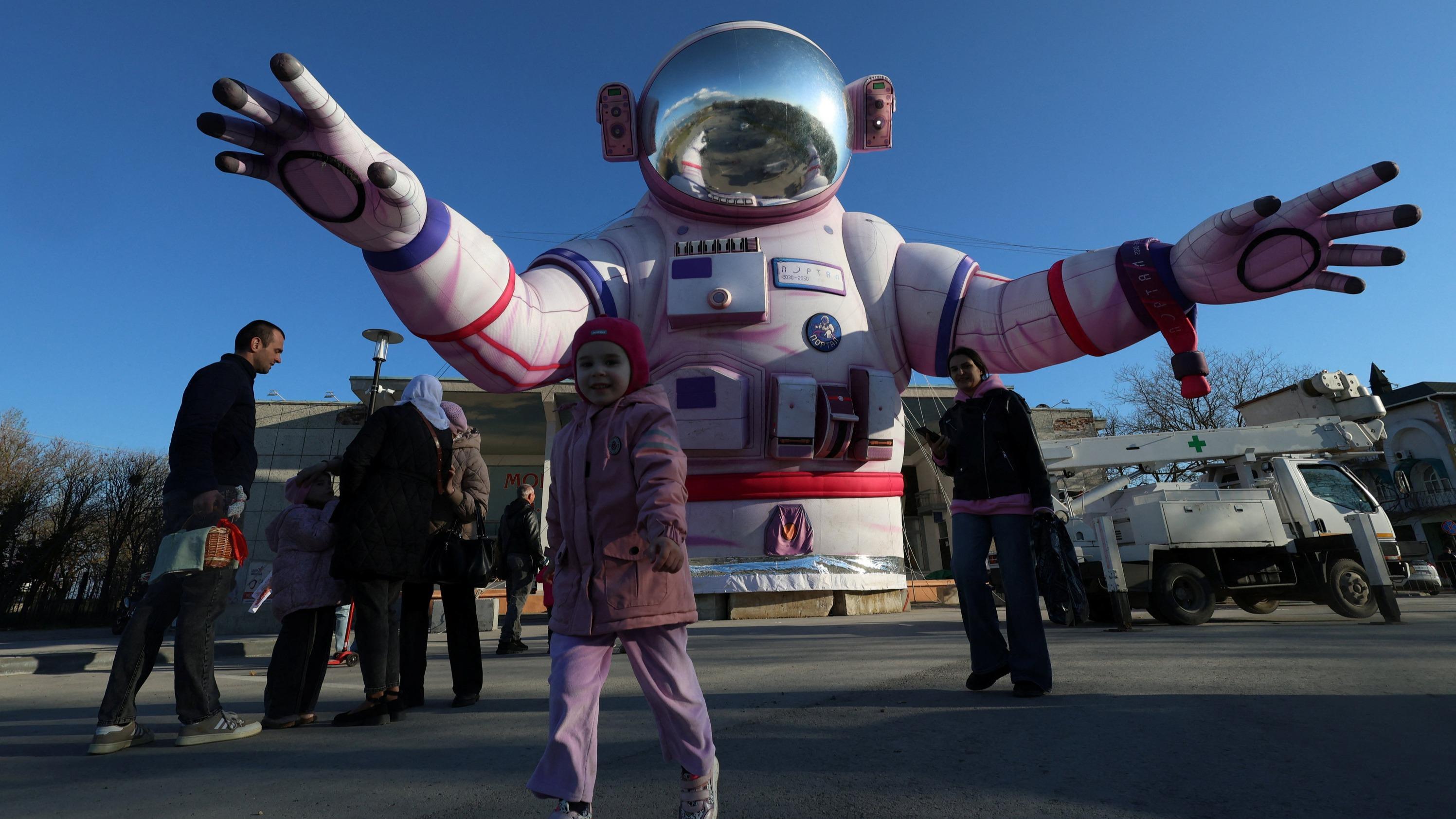 Échecs retentissants, scandales de corruption... La Russie rêve de la Lune, mais est complètement hors course