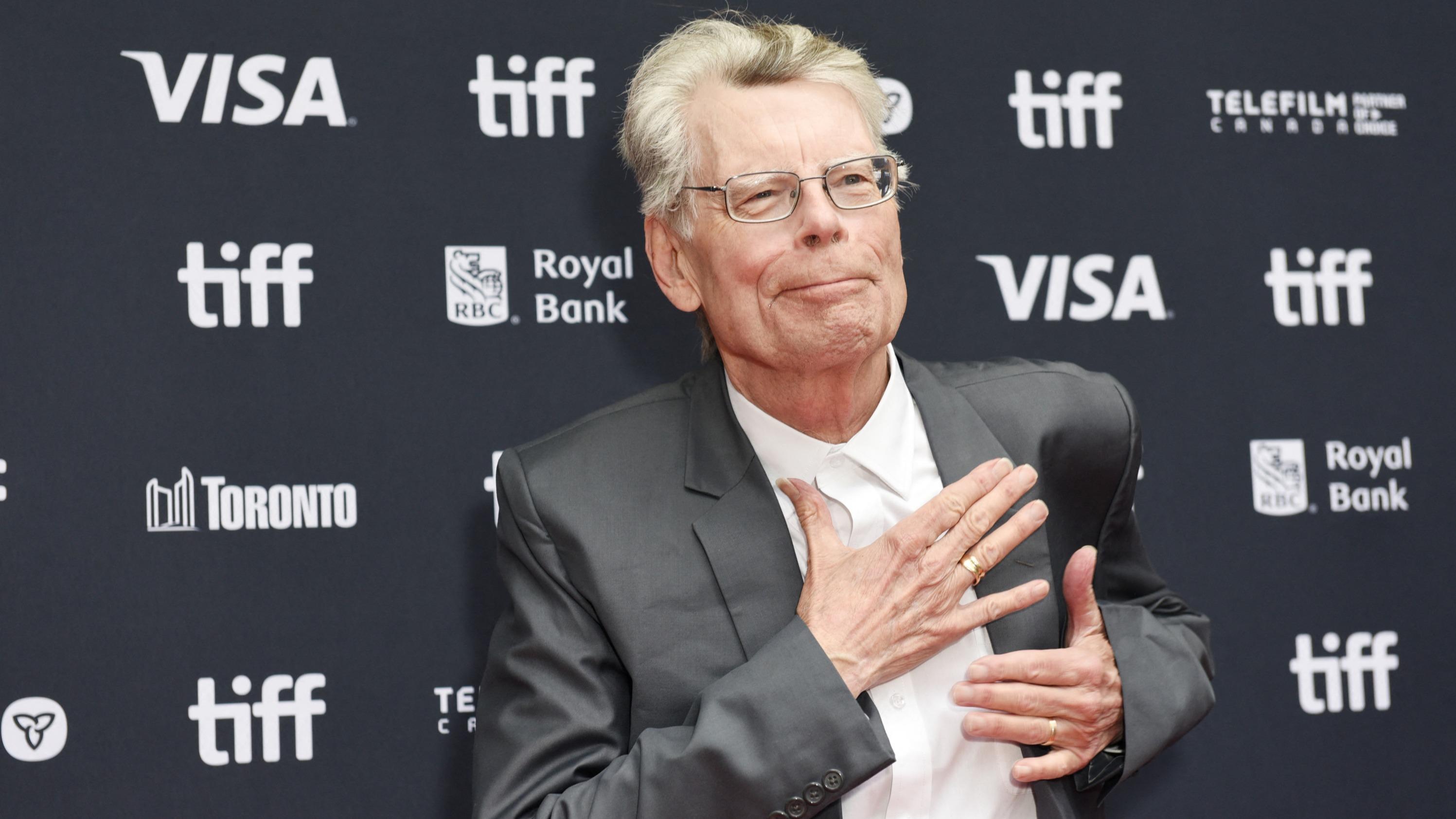 Stephen King échange des noms d’oiseaux avec Donald Trump et Elon Musk