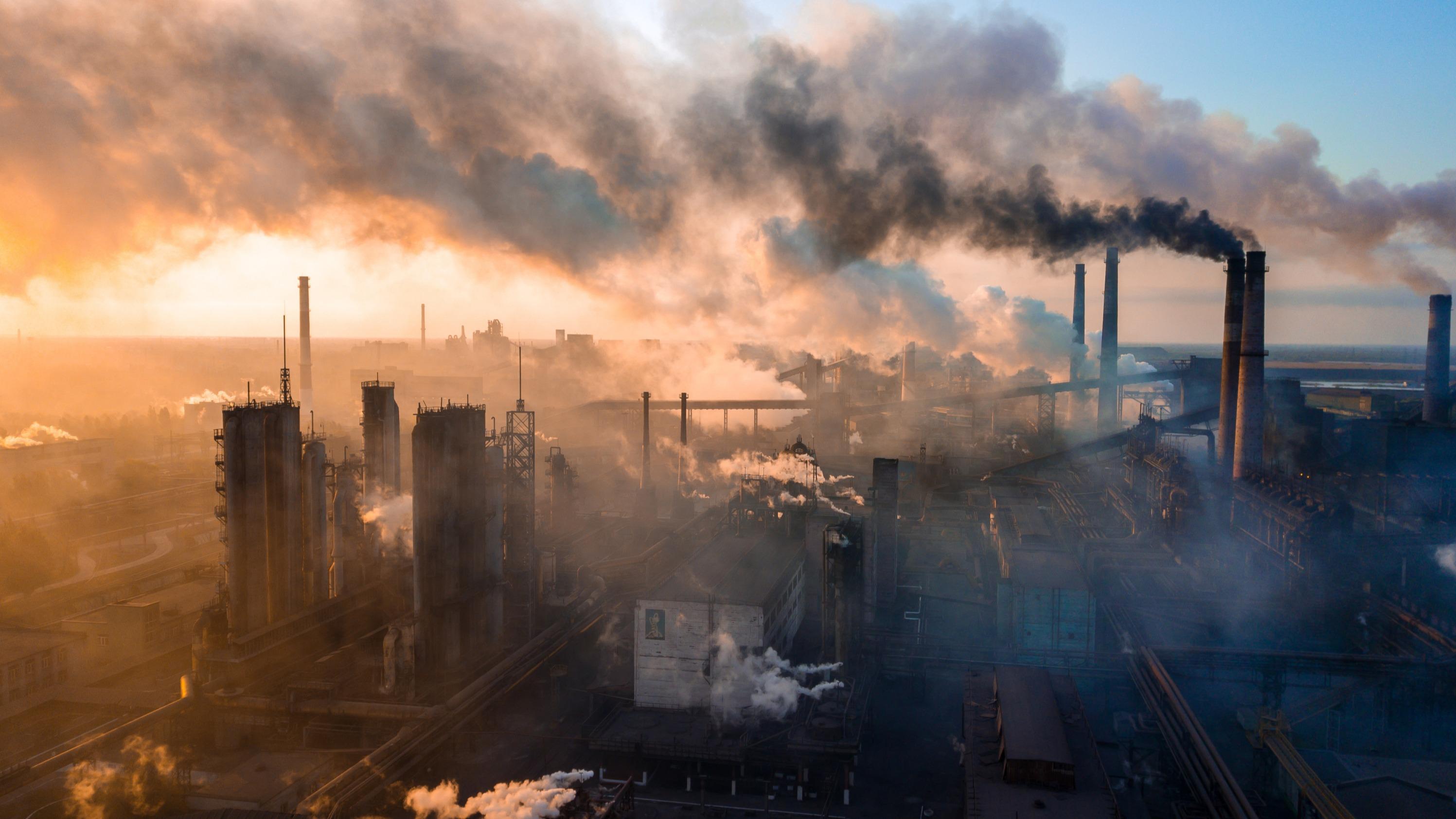 «Atteindre zéro émission d’ici à 2039 est tout à fait irréaliste» : l’Union européenne assouplit son marché du carbone au profit de l’industrie