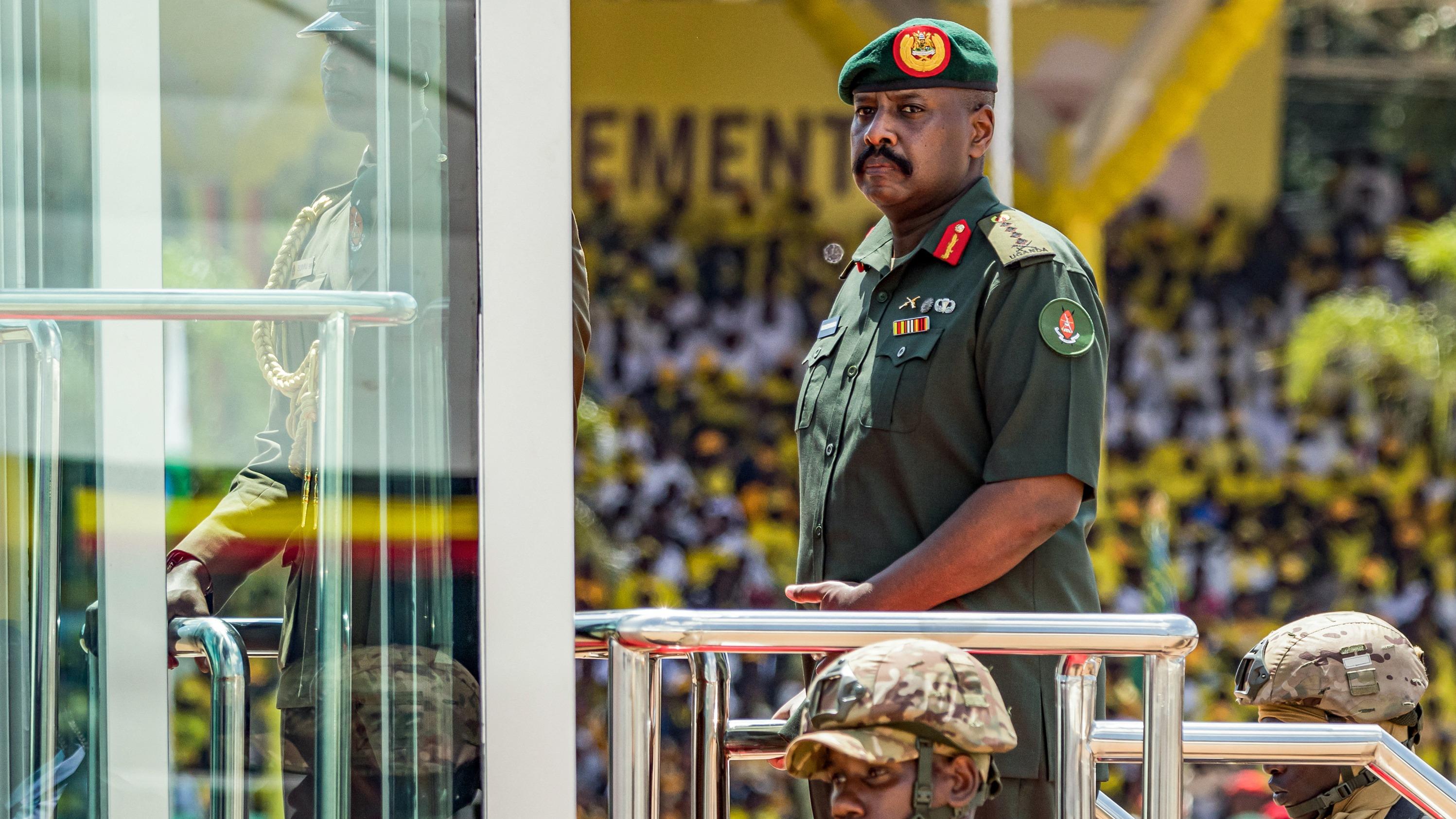 L'Ouganda suspend sa coopération militaire avec la Turquie, sur fond de différend concernant un opposant