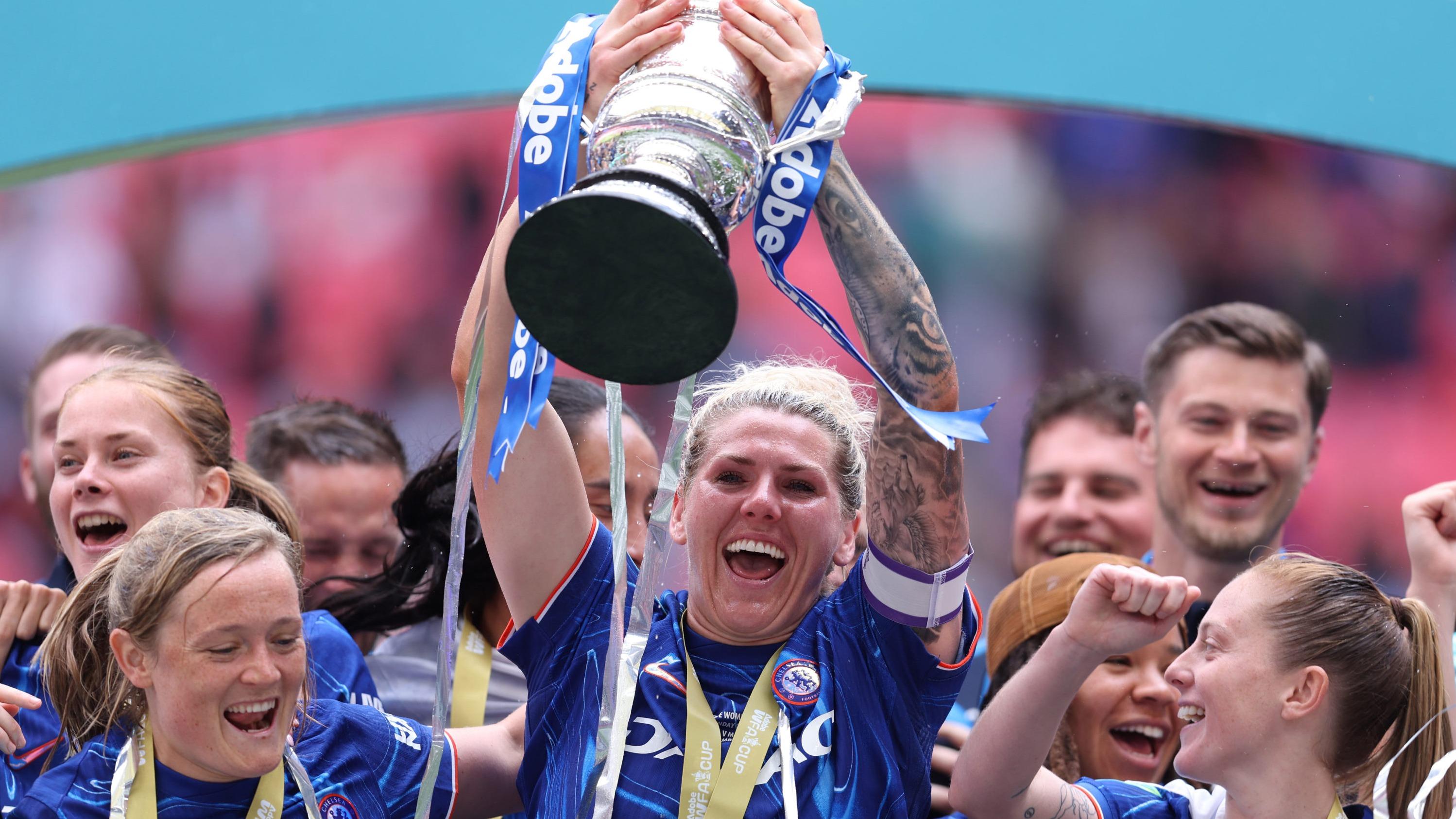 Foot (F) : Millie Bright, épuisée, se met en retrait de l'équipe d'Angleterre avant l’Euro 2025