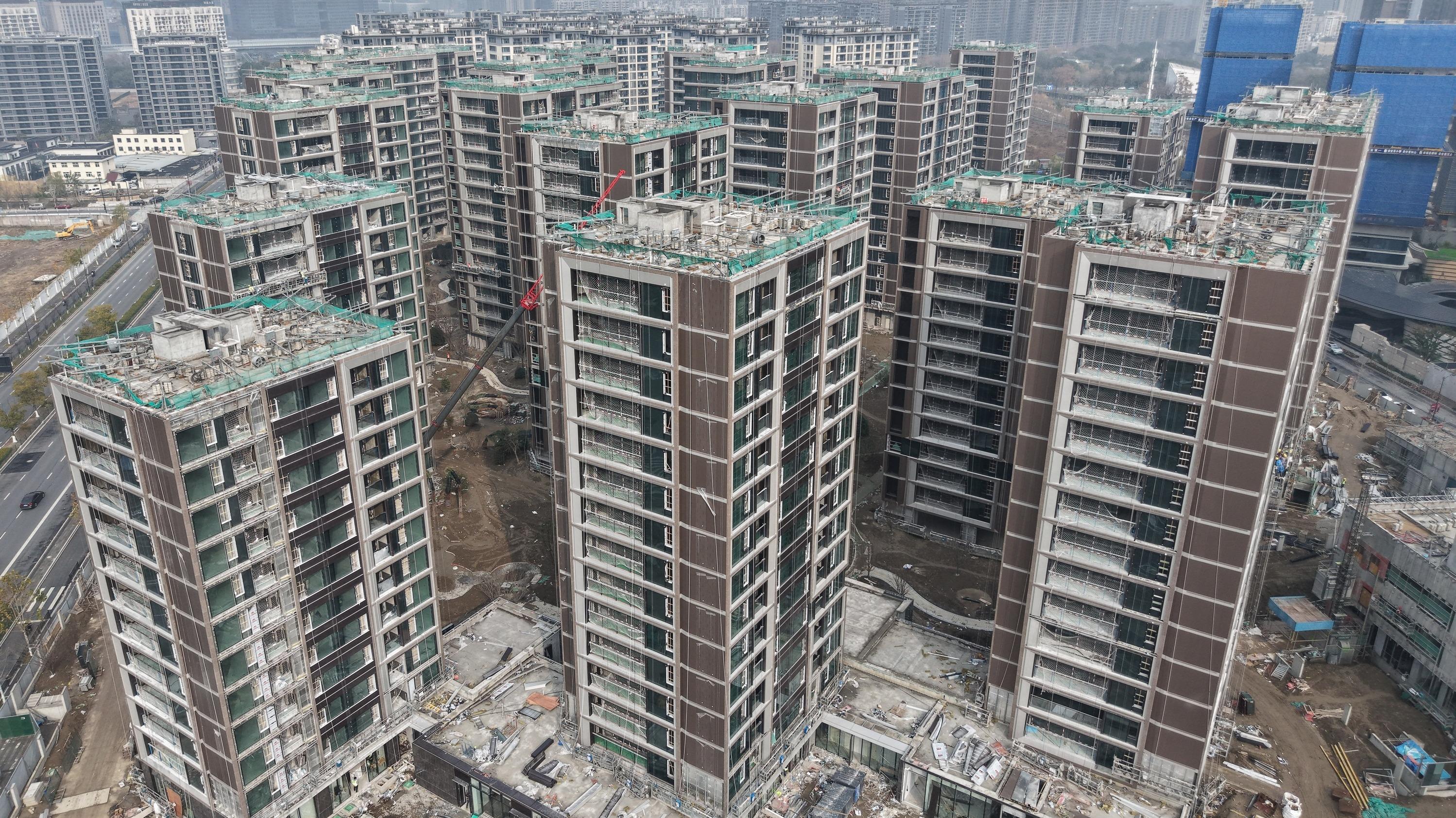 « Je regrette à mort d’avoir acheté il y a sept ans » : en Chine, l’économie gangrenée par la crise sans fin de l’immobilier