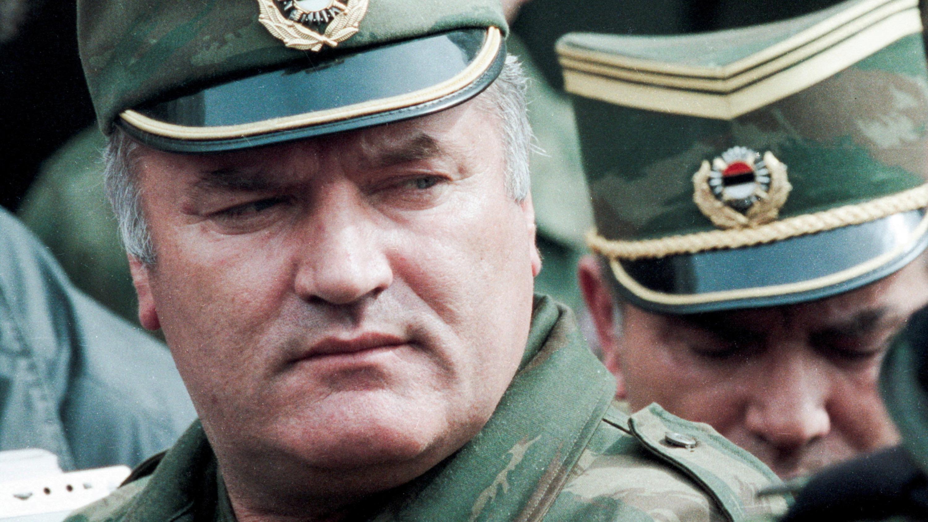Du communisme au nationalisme serbe, le parcours sanglant de Ratko Mladic à l’ombre de la Russie