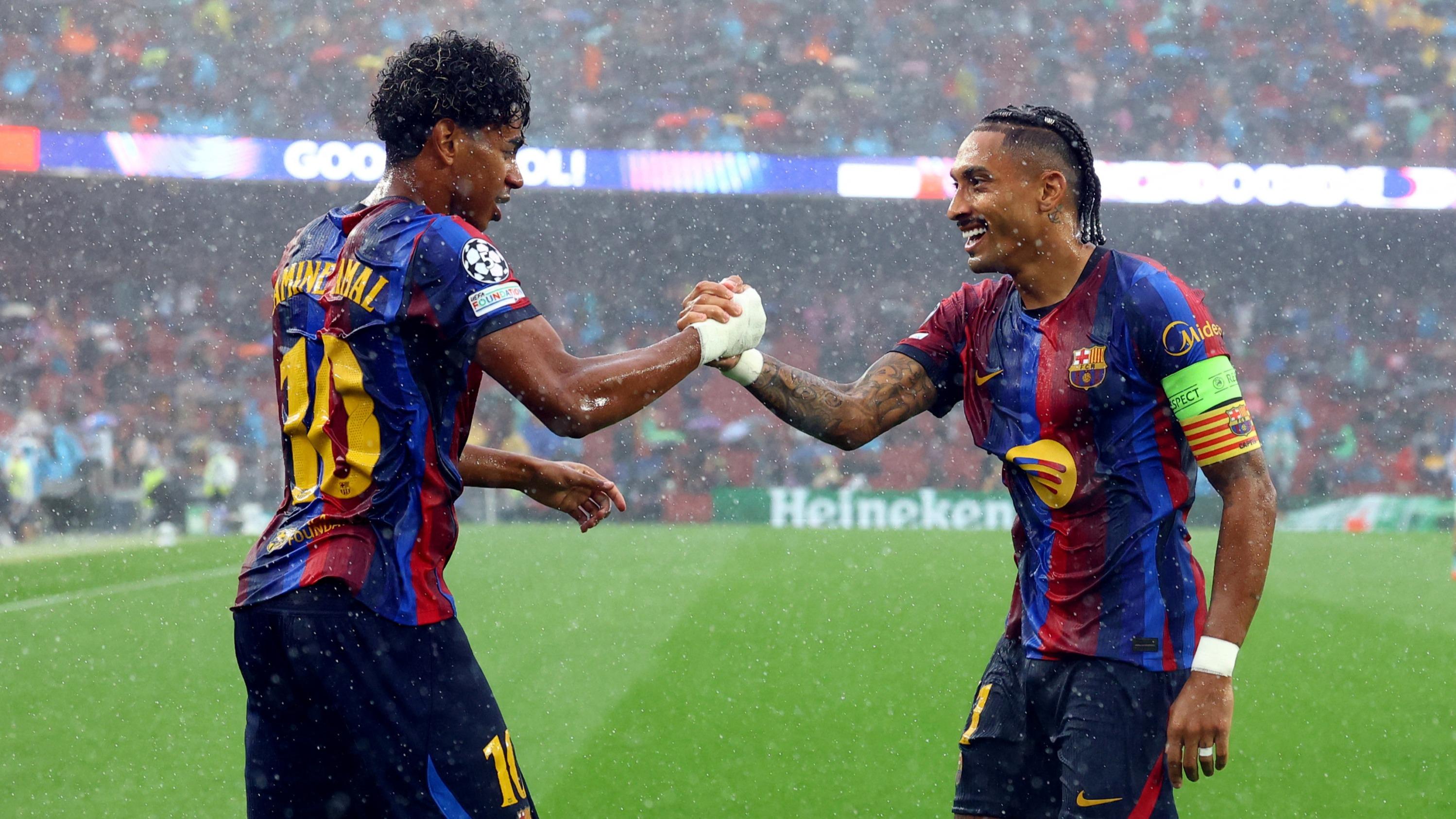 EN DIRECT - FC Barcelone-Feyenoord : Lamine Yamal et les Catalans régalent au Camp Nou
