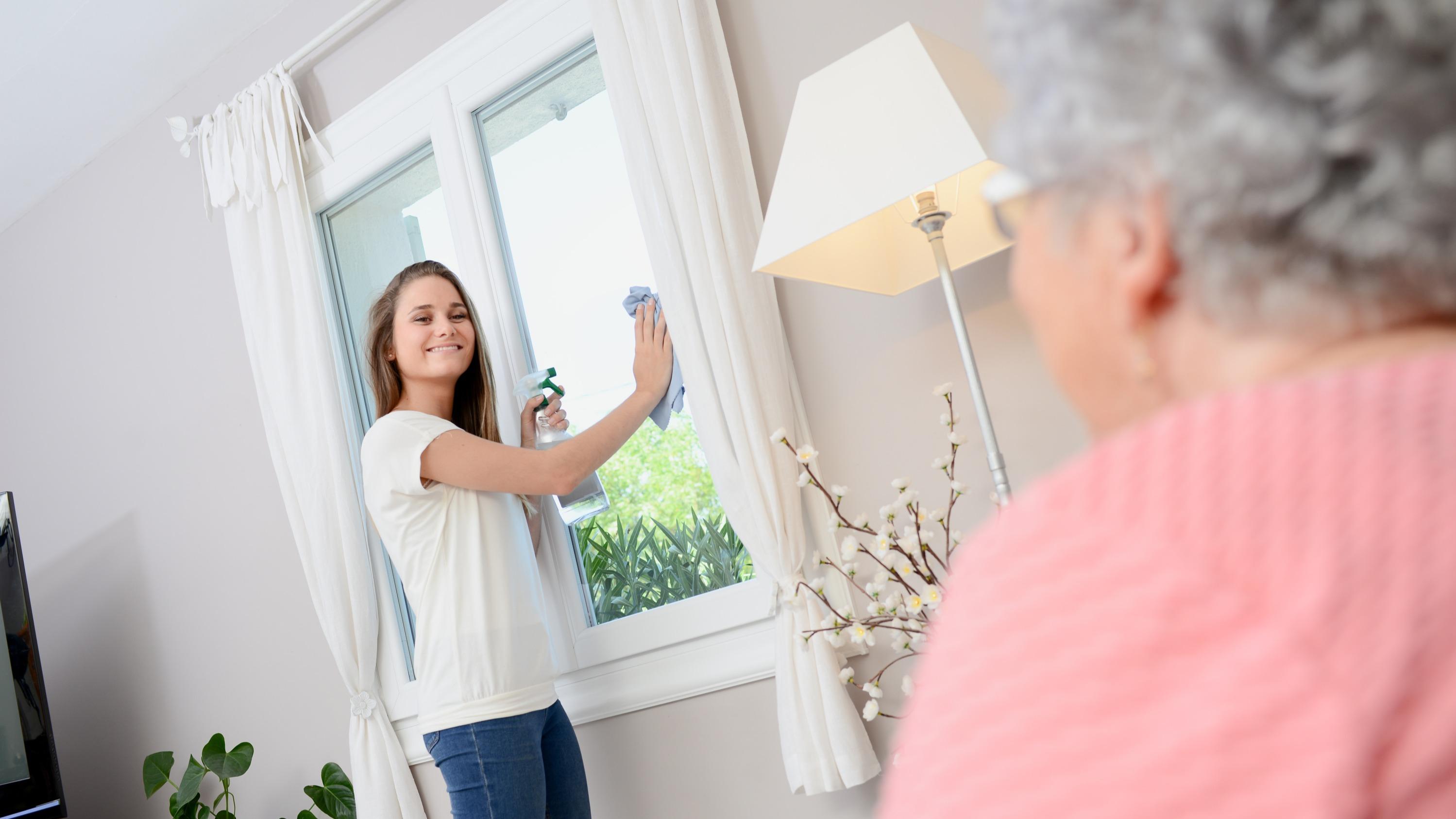Aides à domicile : combien vous coûte la hausse des cotisations