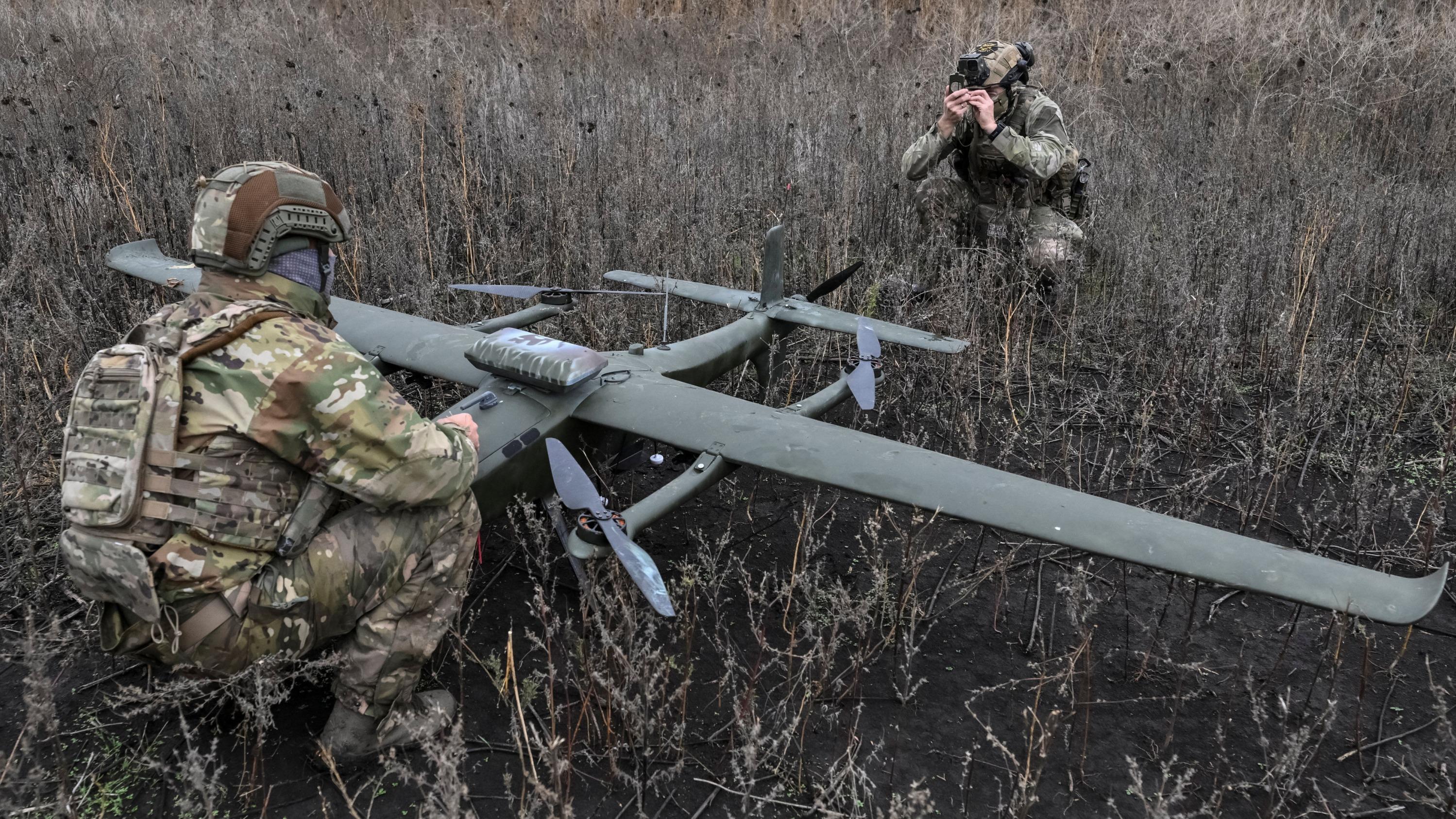 « Le danger procure une adrénaline qui rend accro » : en immersion avec « l’armée des drones » ukrainienne à l’assaut de la Crimée et de la Russie