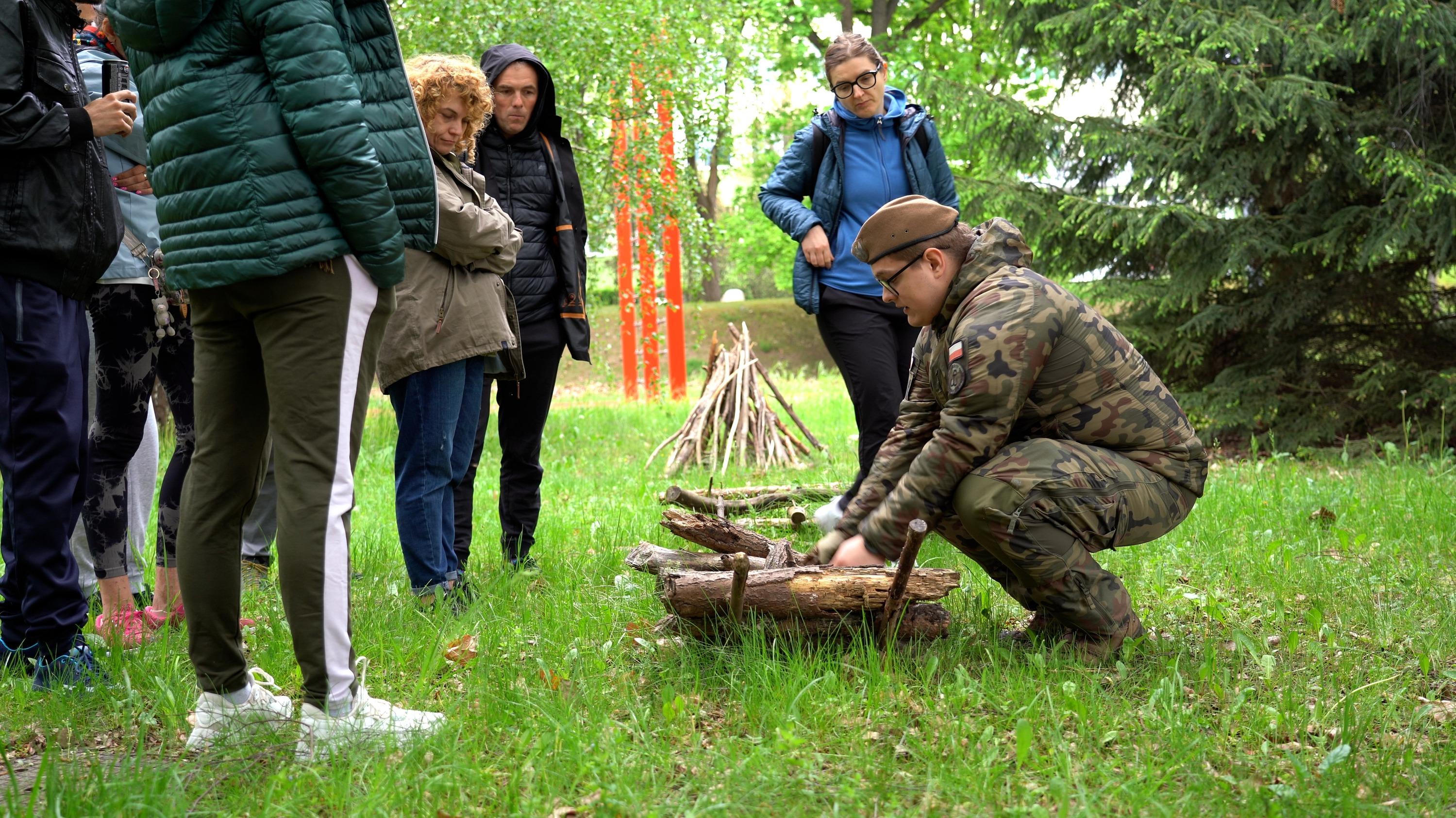 « La sirène d’alerte dure trois minutes » : en Pologne, l’armée prépare les civils à la guerre