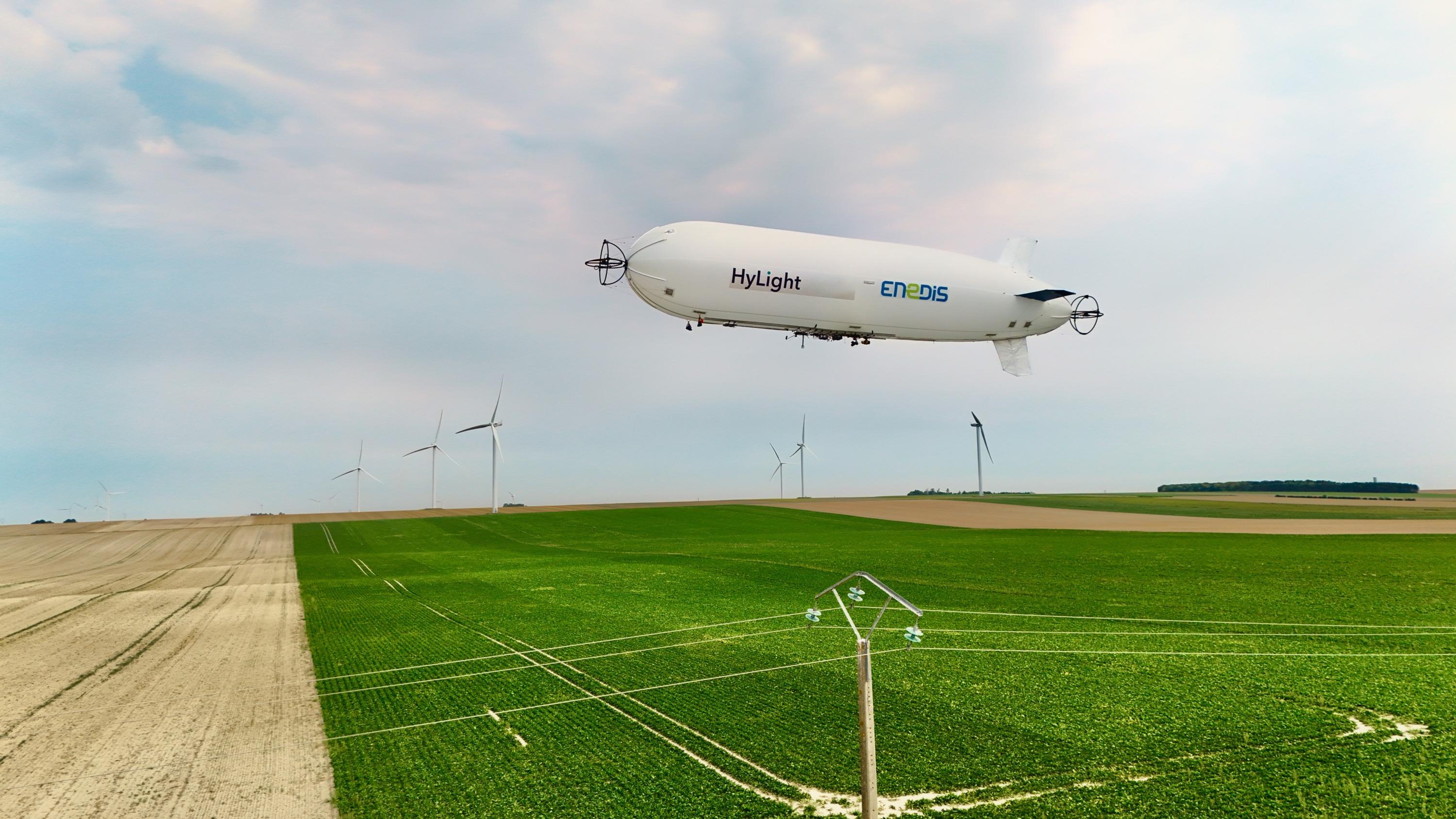 Un dirigeable drone, conçu par une start-up française, pour surveiller les réseaux critiques