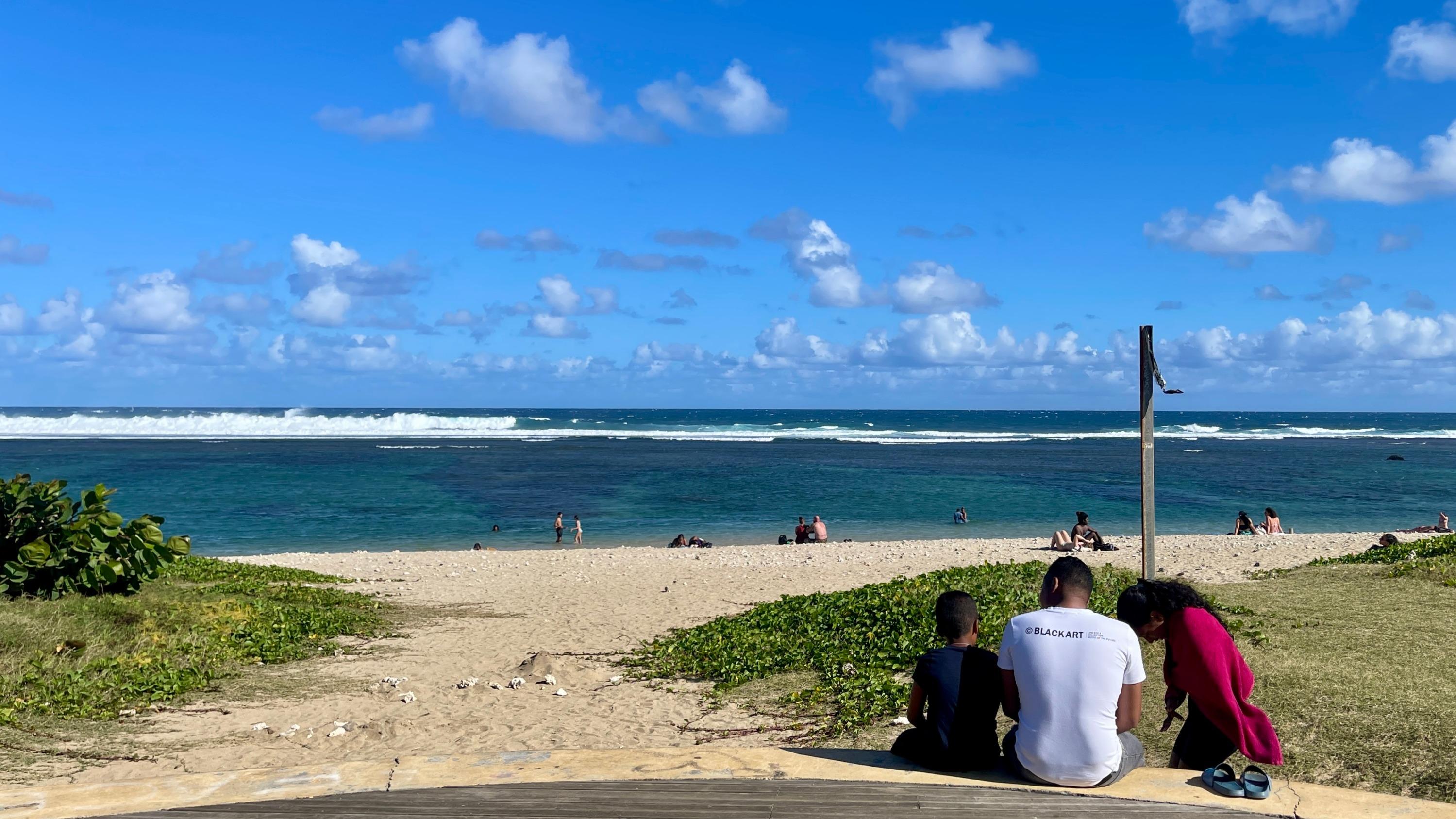  Nous craignons que les réservations restent timides  : à La Réunion, l’épidémie de chikungunya plombe le tourisme