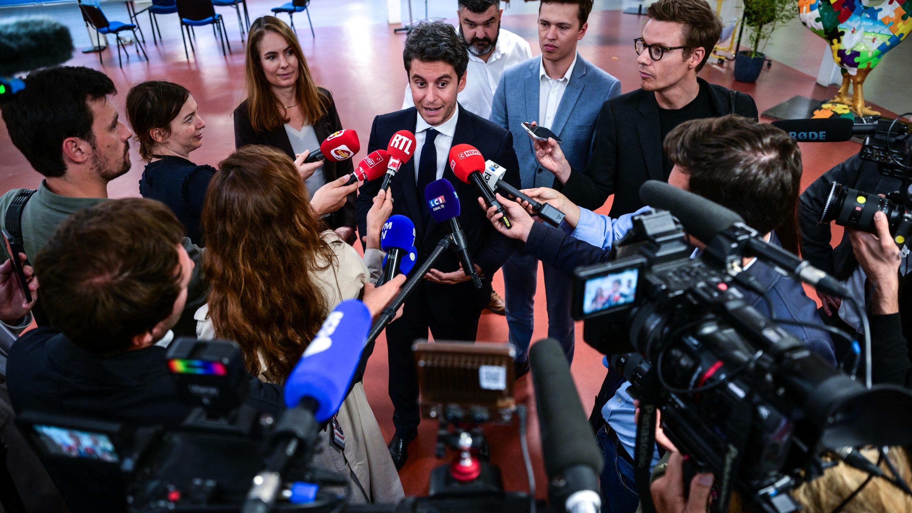 Philippe, Retailleau, Attal, Tondelier… Les candidats à la présidentielle caressent les Jeunes Agriculteurs dans le sens du poil