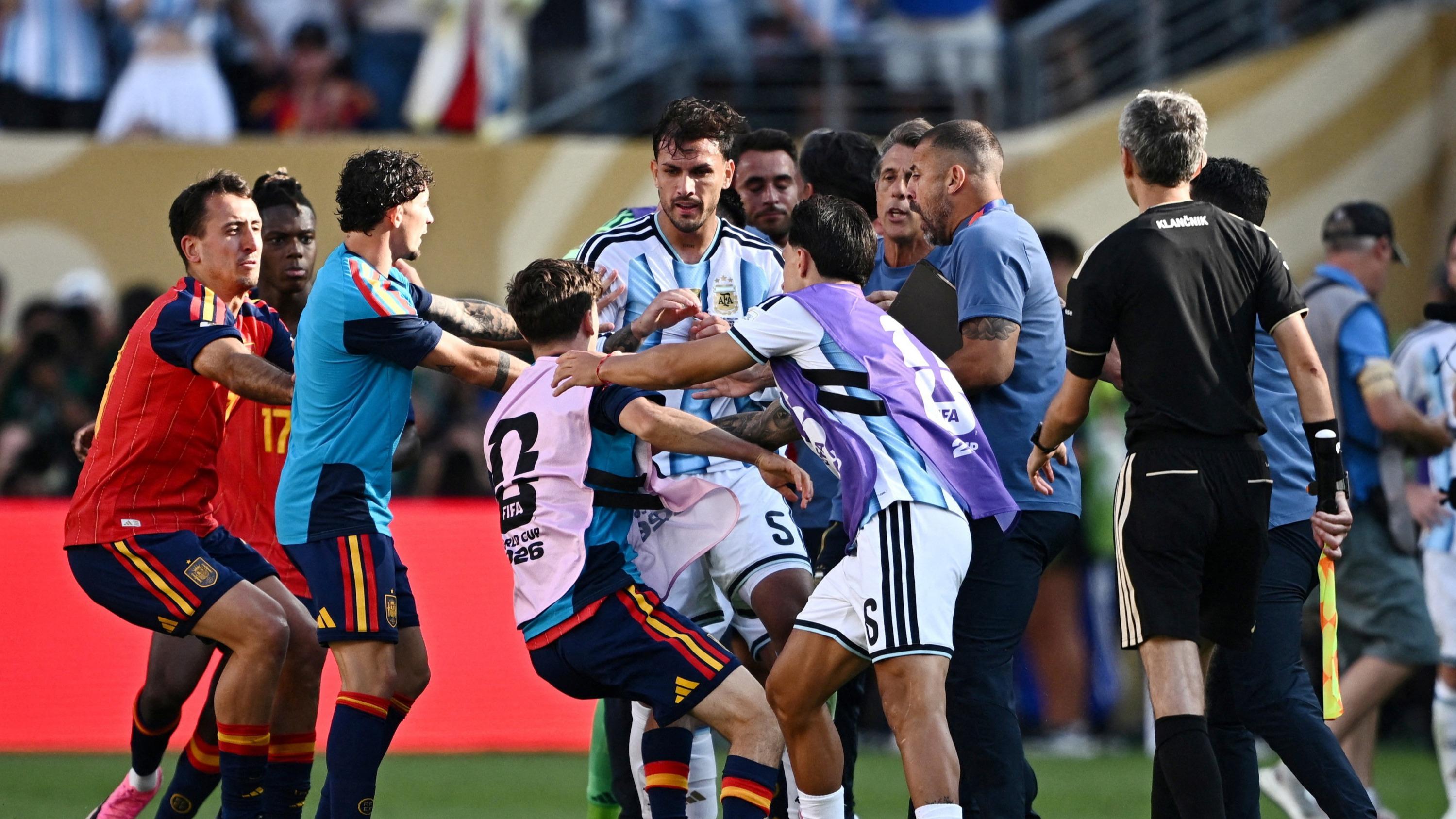 Coupe du monde 2026 : la Fifa va ouvrir une enquête sur le comportement des argentins après la finale