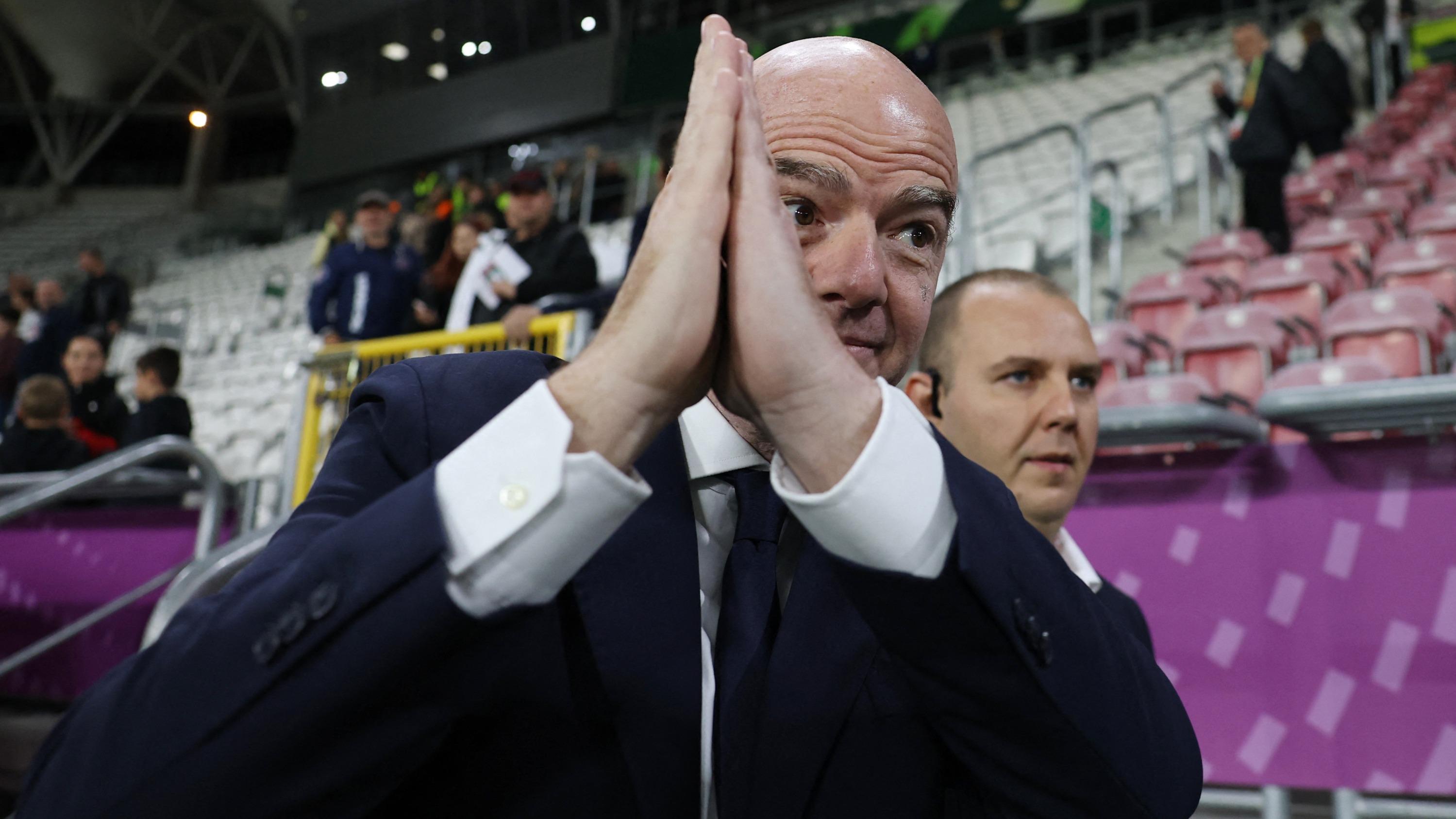 Crise à la Fifa : «Je tiens à dire que nous nous excusons», Gianni Infantino fait son mea culpa après l'abandon de son projet