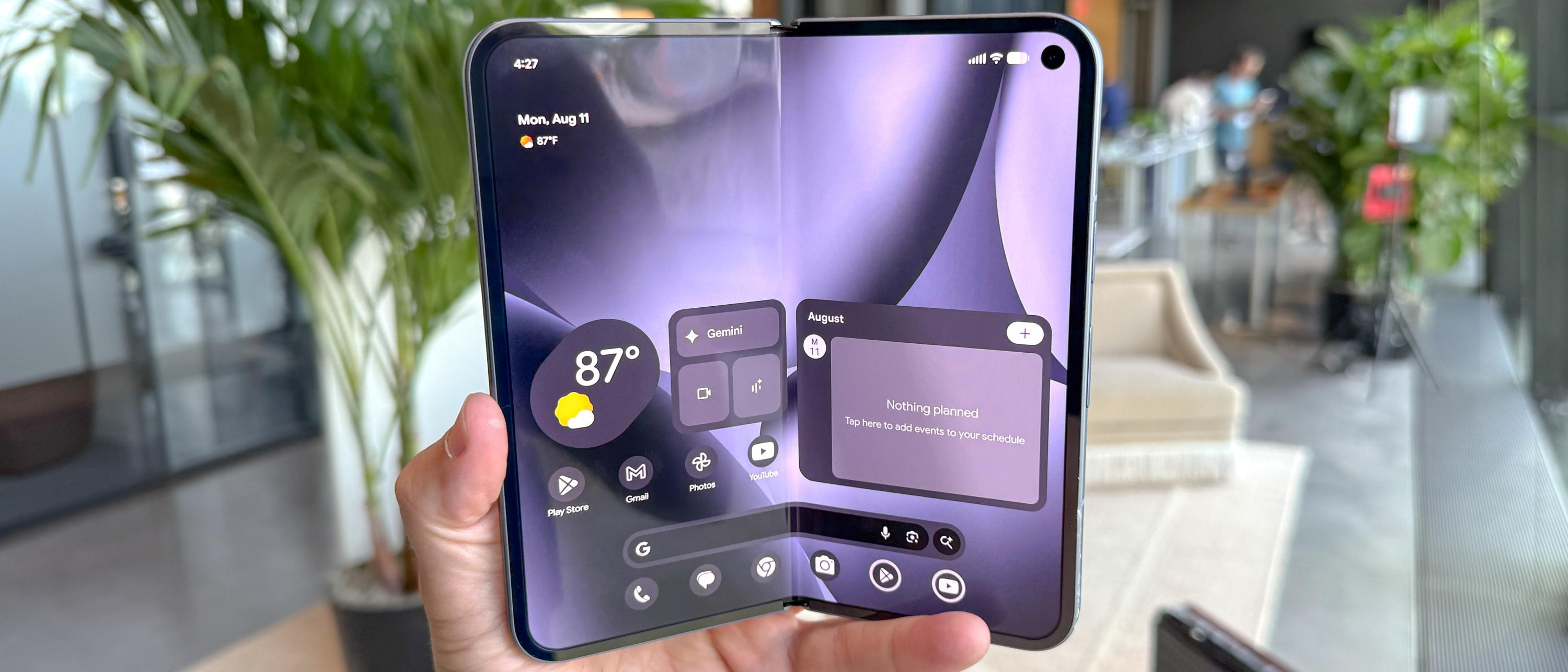 «Il y a une demande croissante des consommateurs»: la belle dynamique du marché des smartphones pliables attend Apple de pied ferme