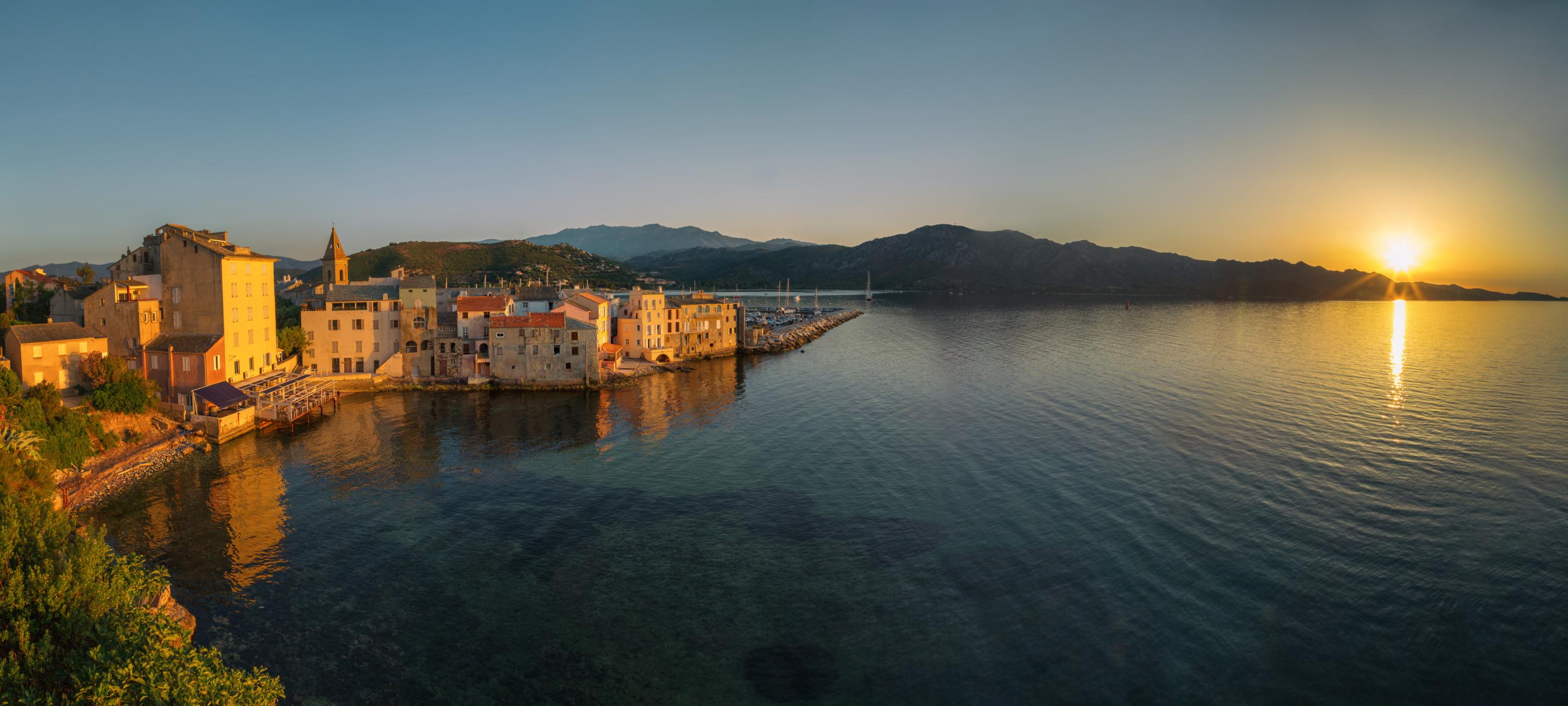 Haute-Corse : à Saint-Florent, un prêtre décède brutalement en pleine messe
