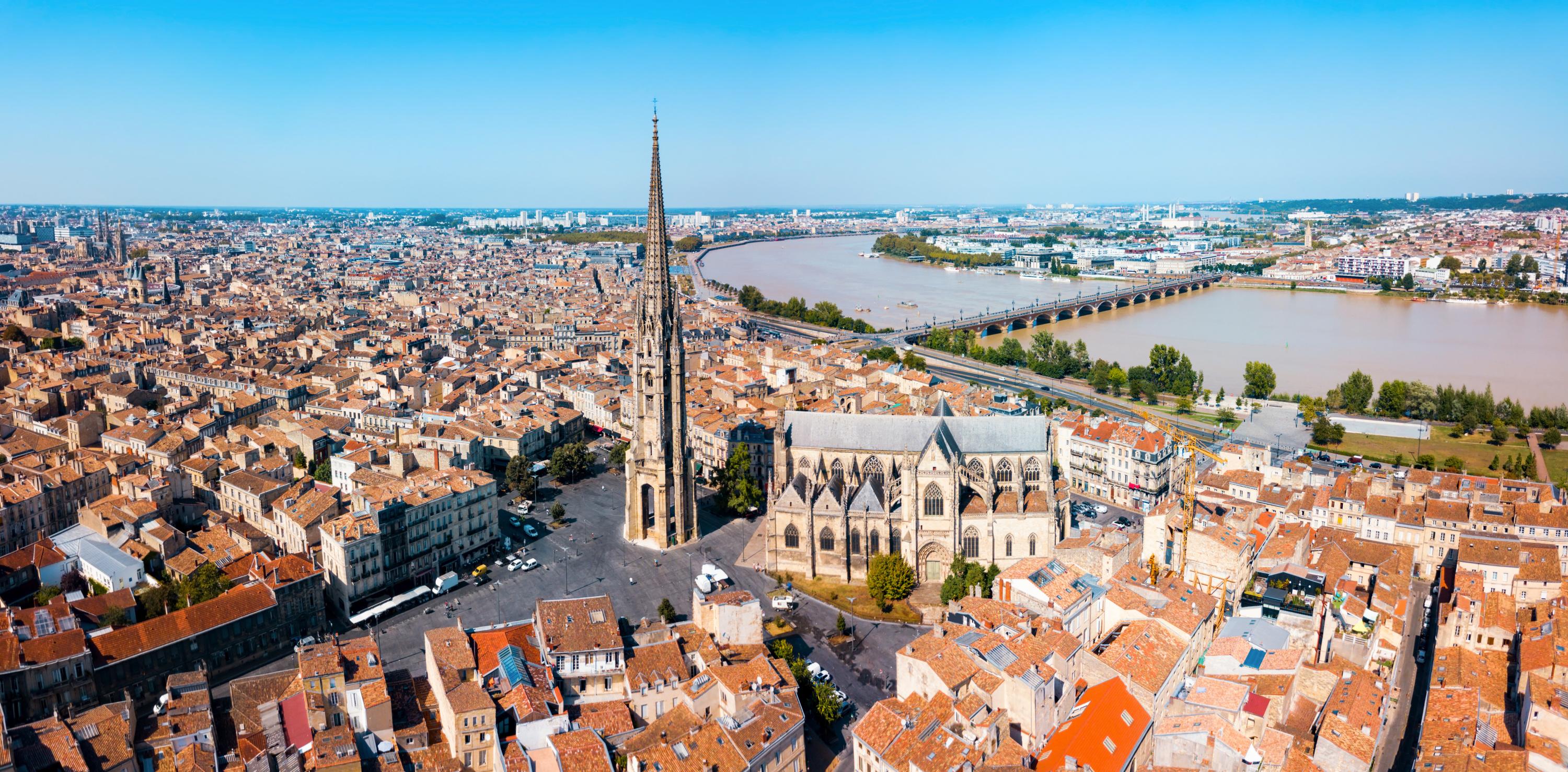 Bordeaux est une ville qui rallie les suffrages pour s’y installer professionnellement parlant.
