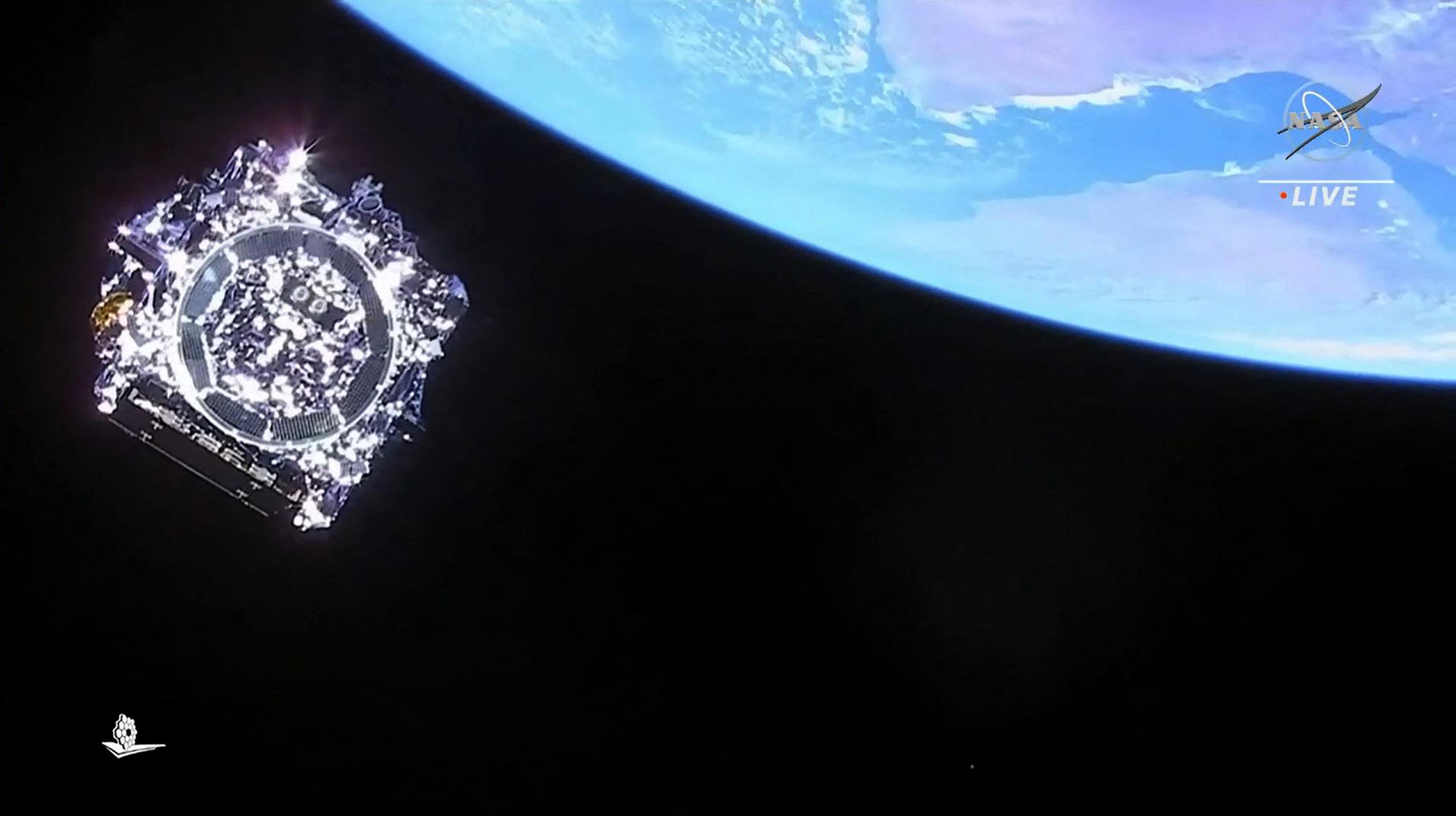 Le télescope spatial James Webb a atteint son orbite finale, à 1,5 million de km de la Terre thumbnail