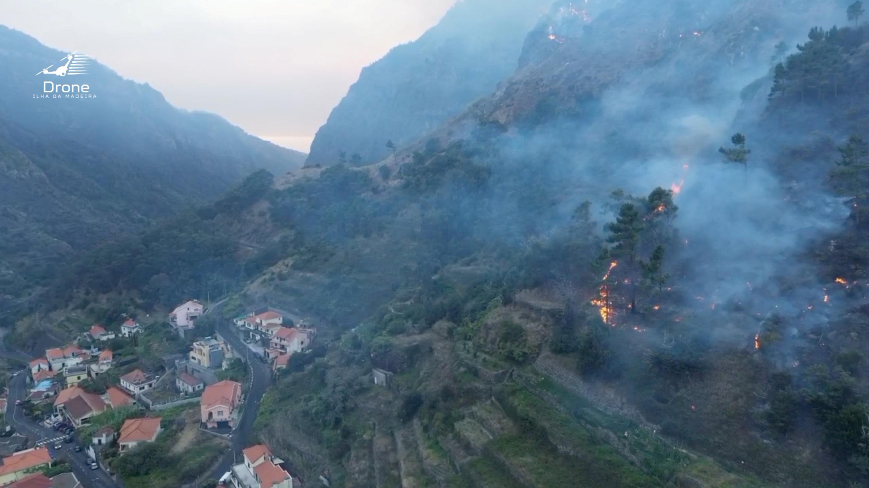 Portugal : un grave incendie frappe l'île de Madère