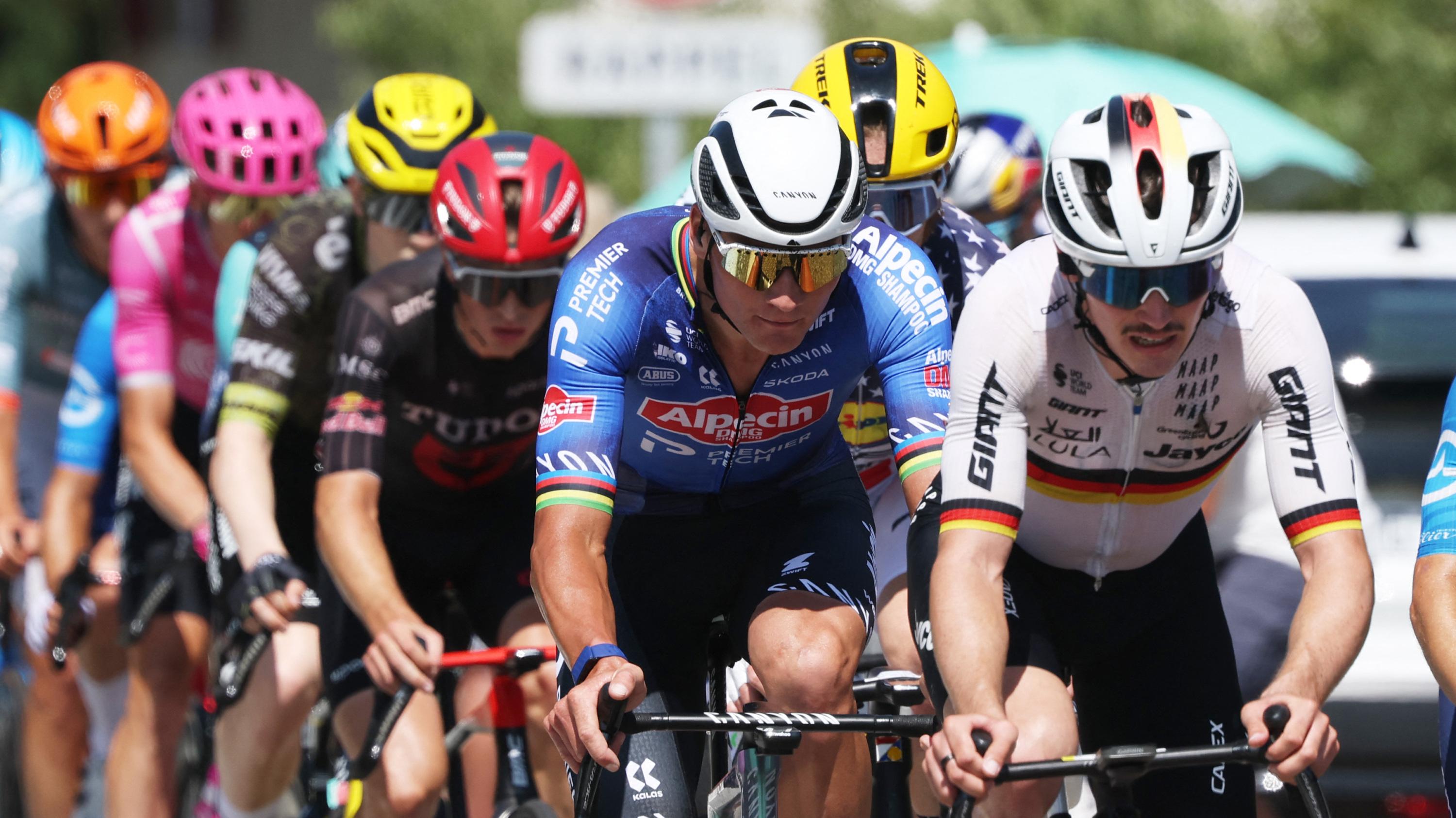 EN DIRECT - Tour de France : le maillot vert à l’attaque, des baroudeurs costauds attendus à Voiron... Suivez la 17e étape