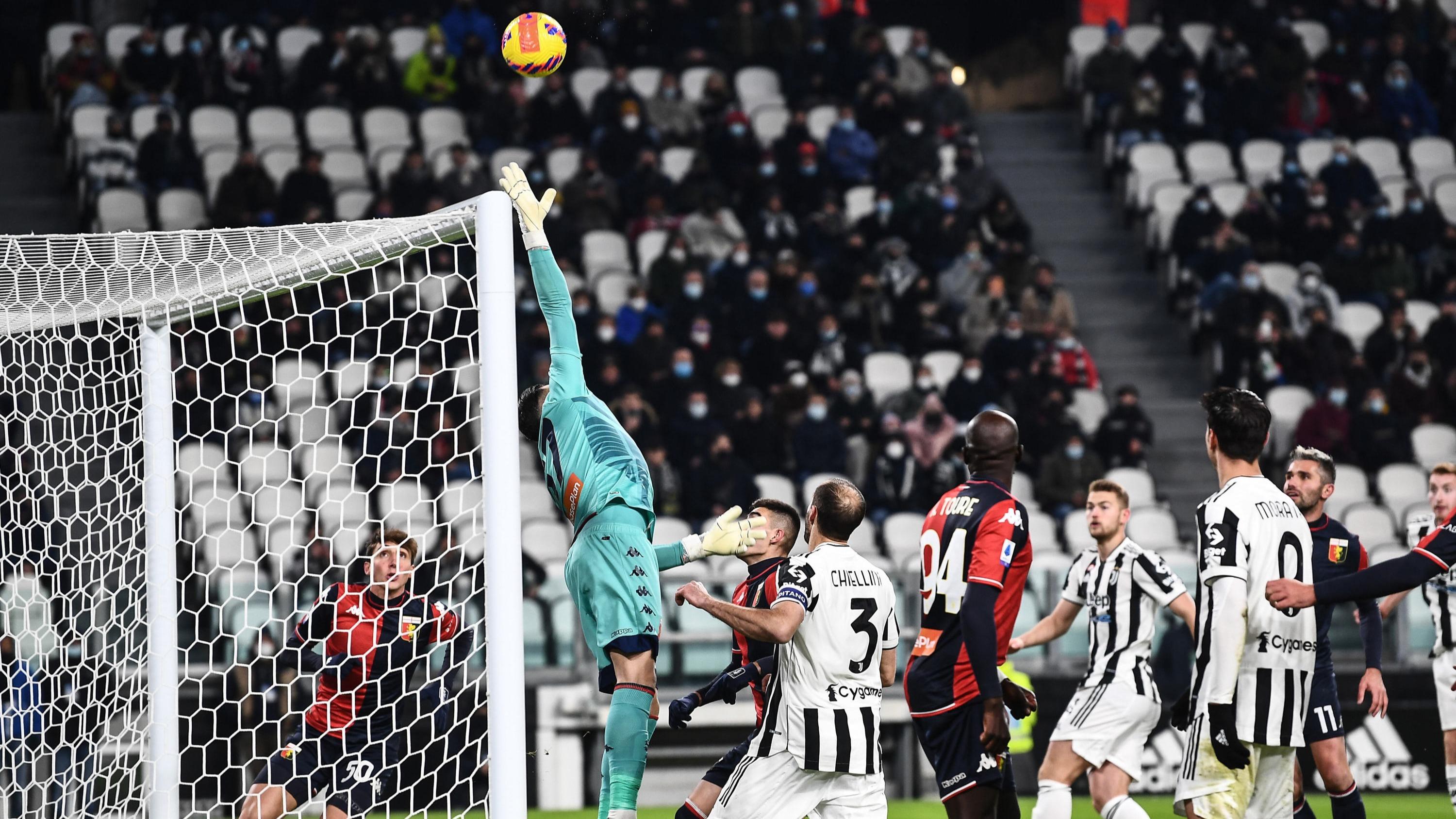 Juventus : le but sur corner direct signé Cuadrado contre le Genoa de Sirigu (vidéo)